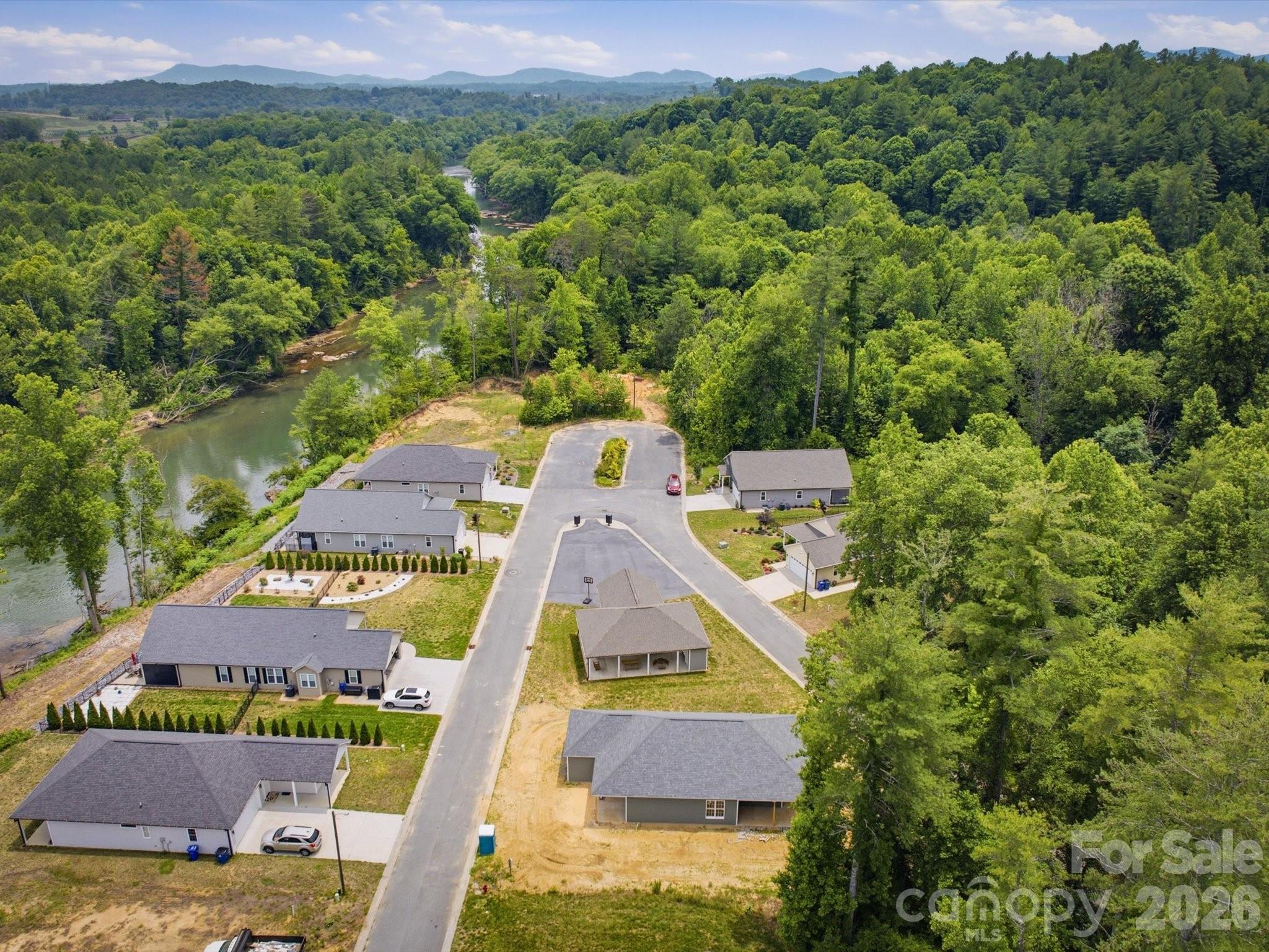 212 Eagle Landing #28 — Morganton