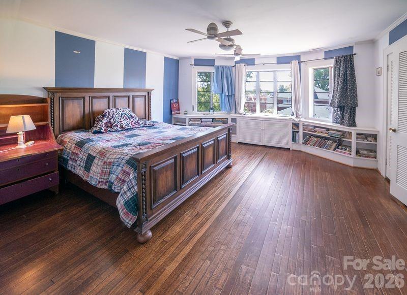 108 Beall Street NW — Lenoir