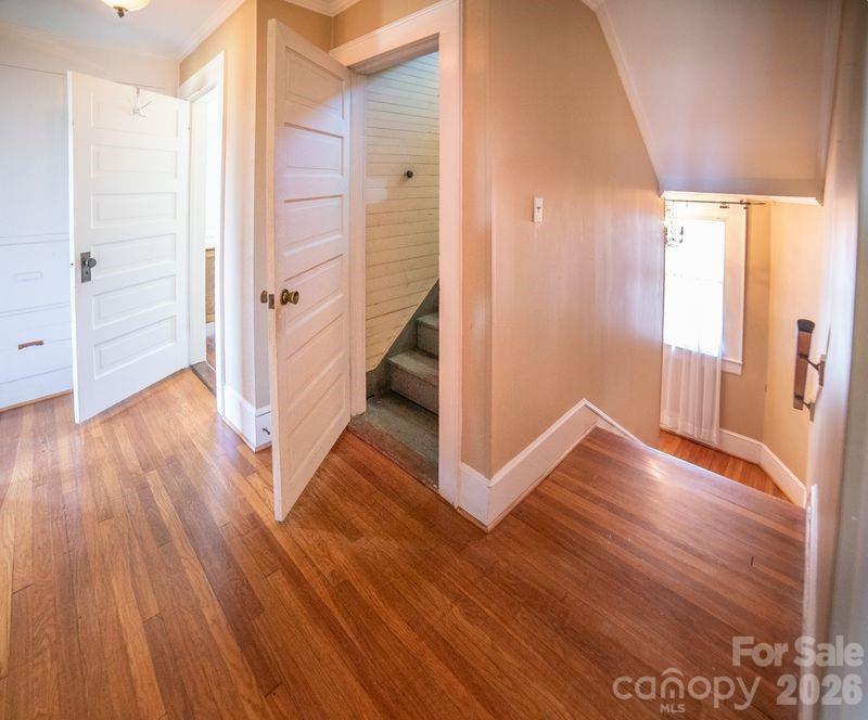 108 Beall Street NW — Lenoir
