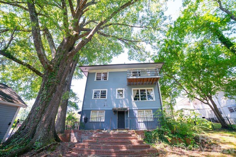 108 Beall Street NW — Lenoir