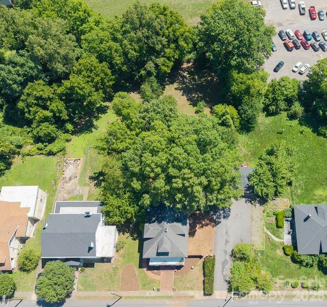 108 Beall Street NW — Lenoir