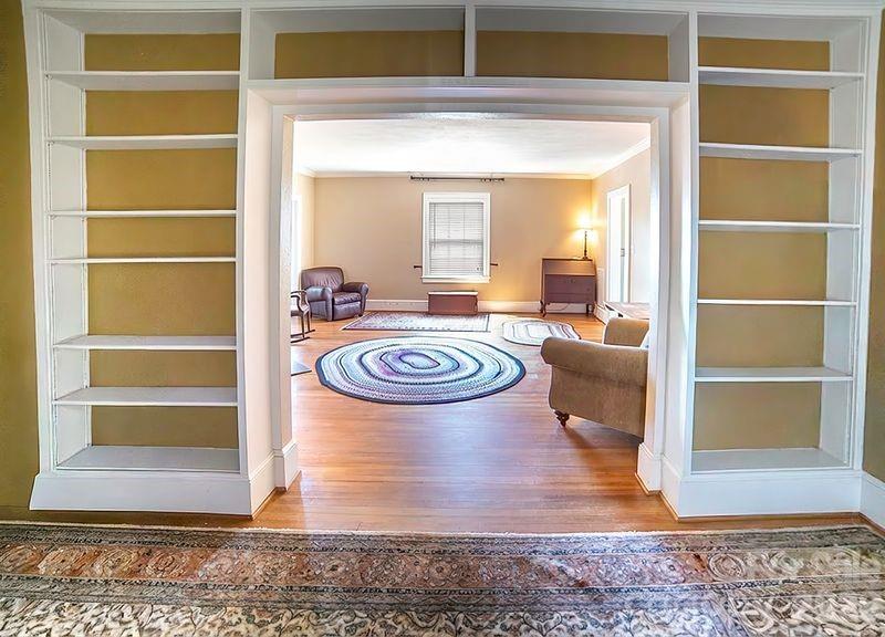 108 Beall Street NW — Lenoir