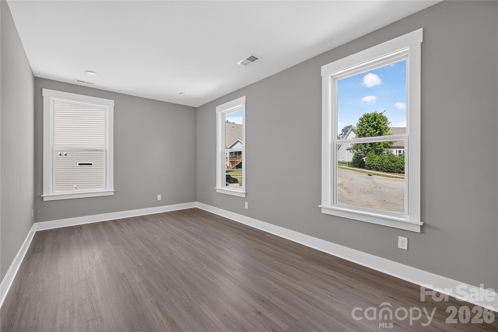 3869 12th Street Court NE — Hickory