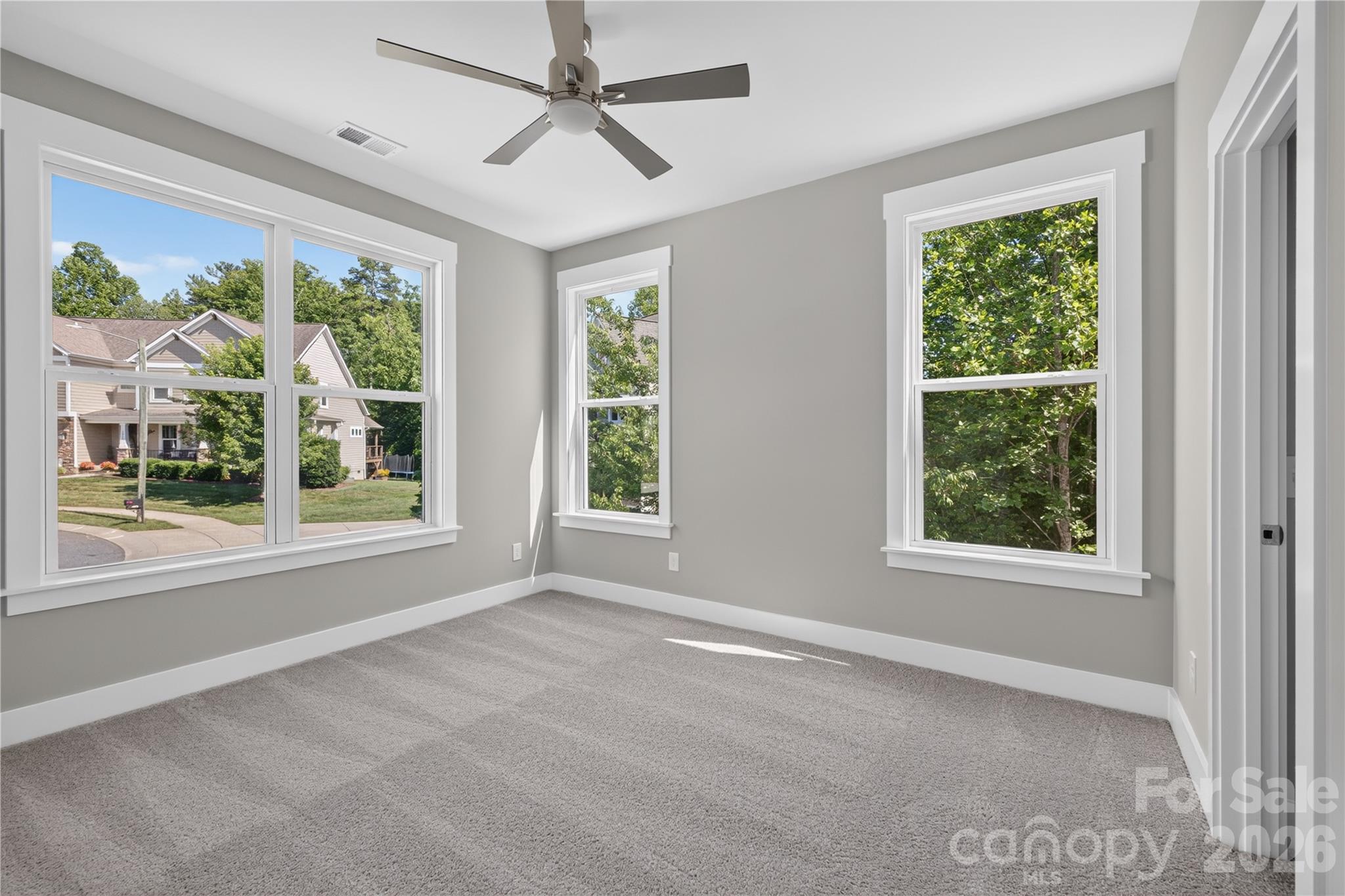 3869 12th Street Court NE — Hickory