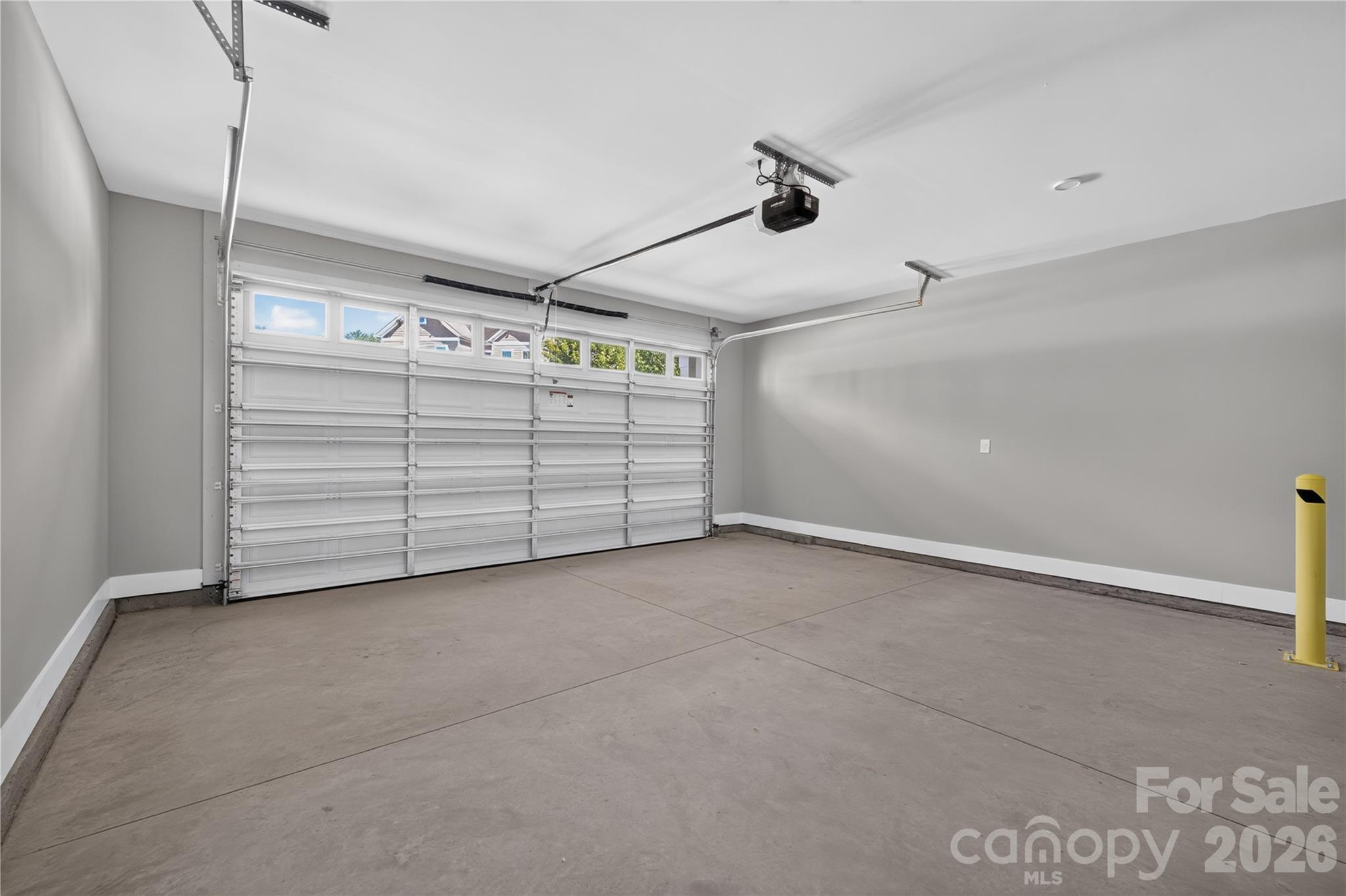 3869 12th Street Court NE — Hickory