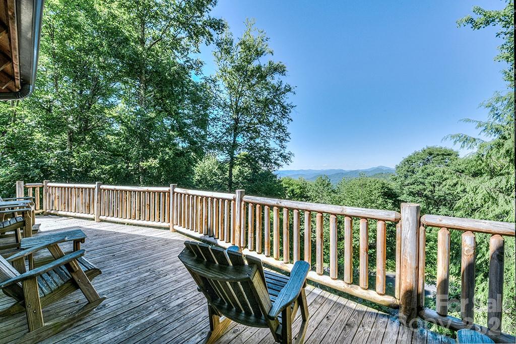 40 Adohi Trail — Maggie Valley