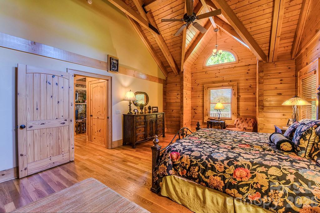 40 Adohi Trail — Maggie Valley