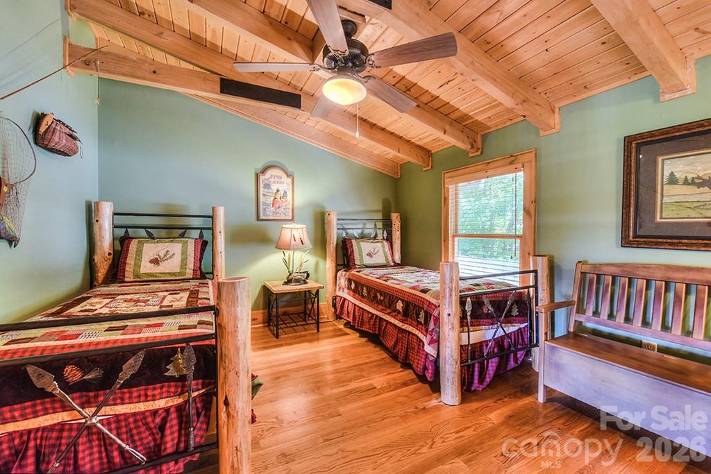 40 Adohi Trail — Maggie Valley