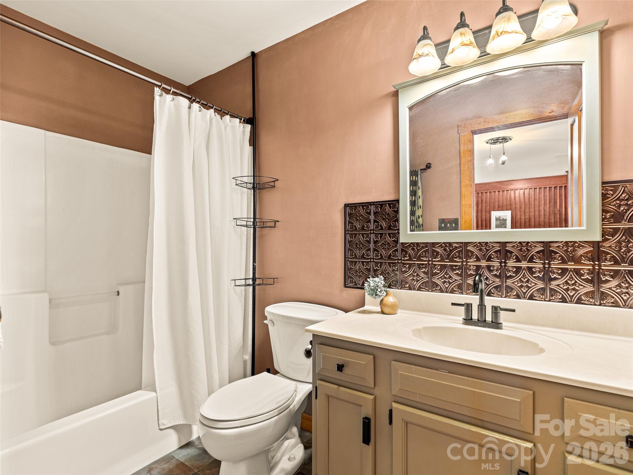 241 Pinners Cove Road — Asheville