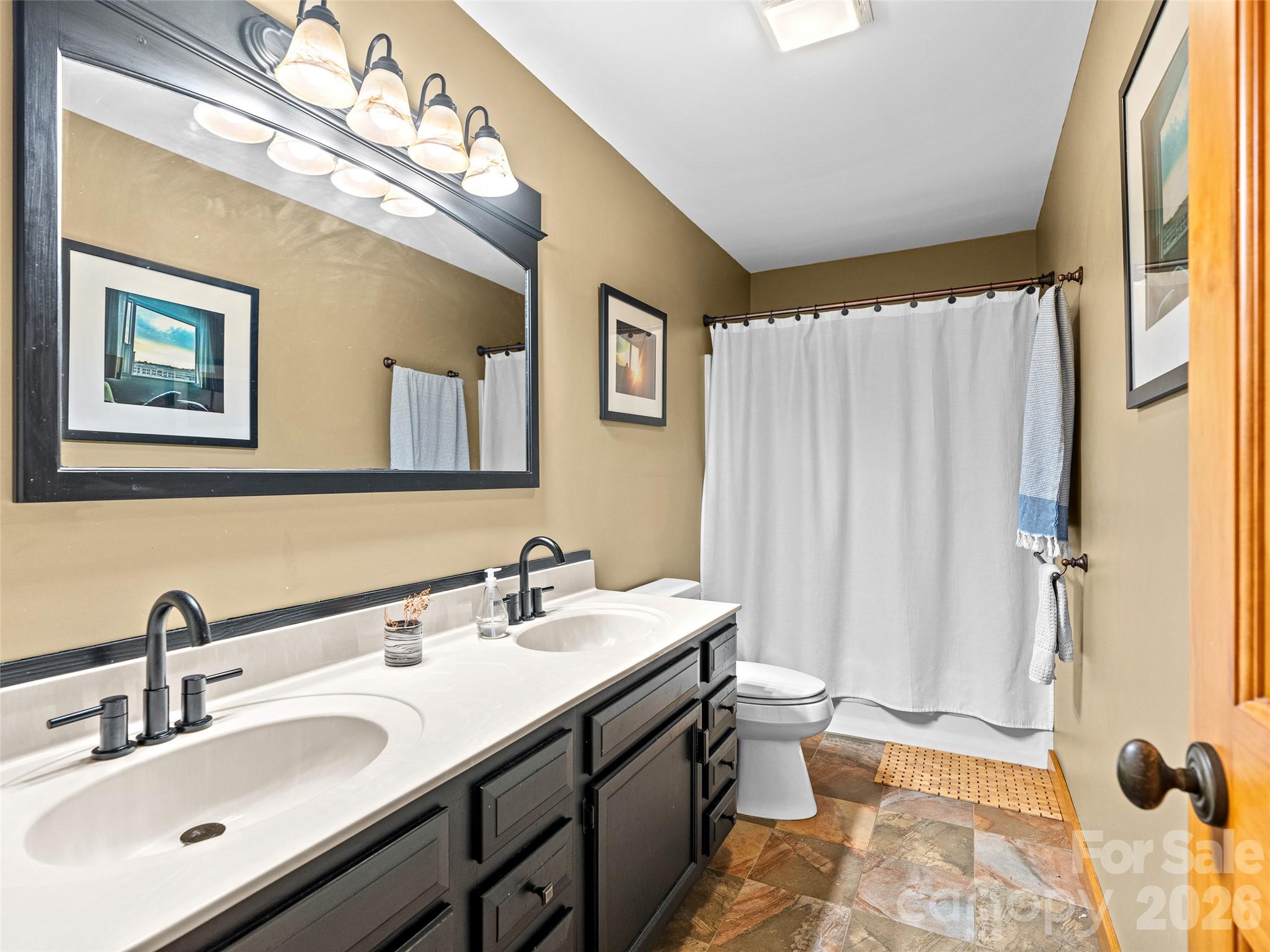 241 Pinners Cove Road — Asheville