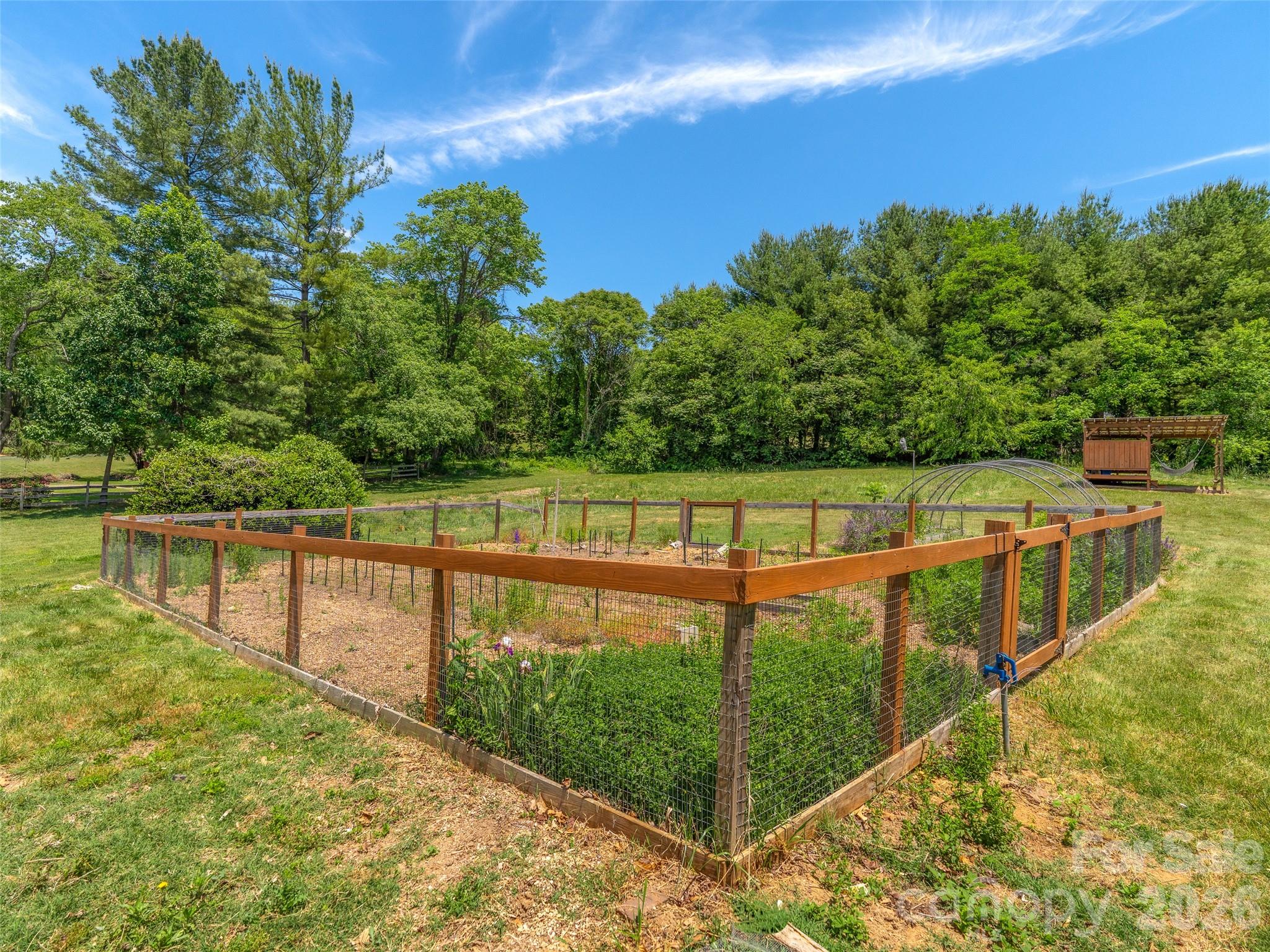 241 Pinners Cove Road — Asheville