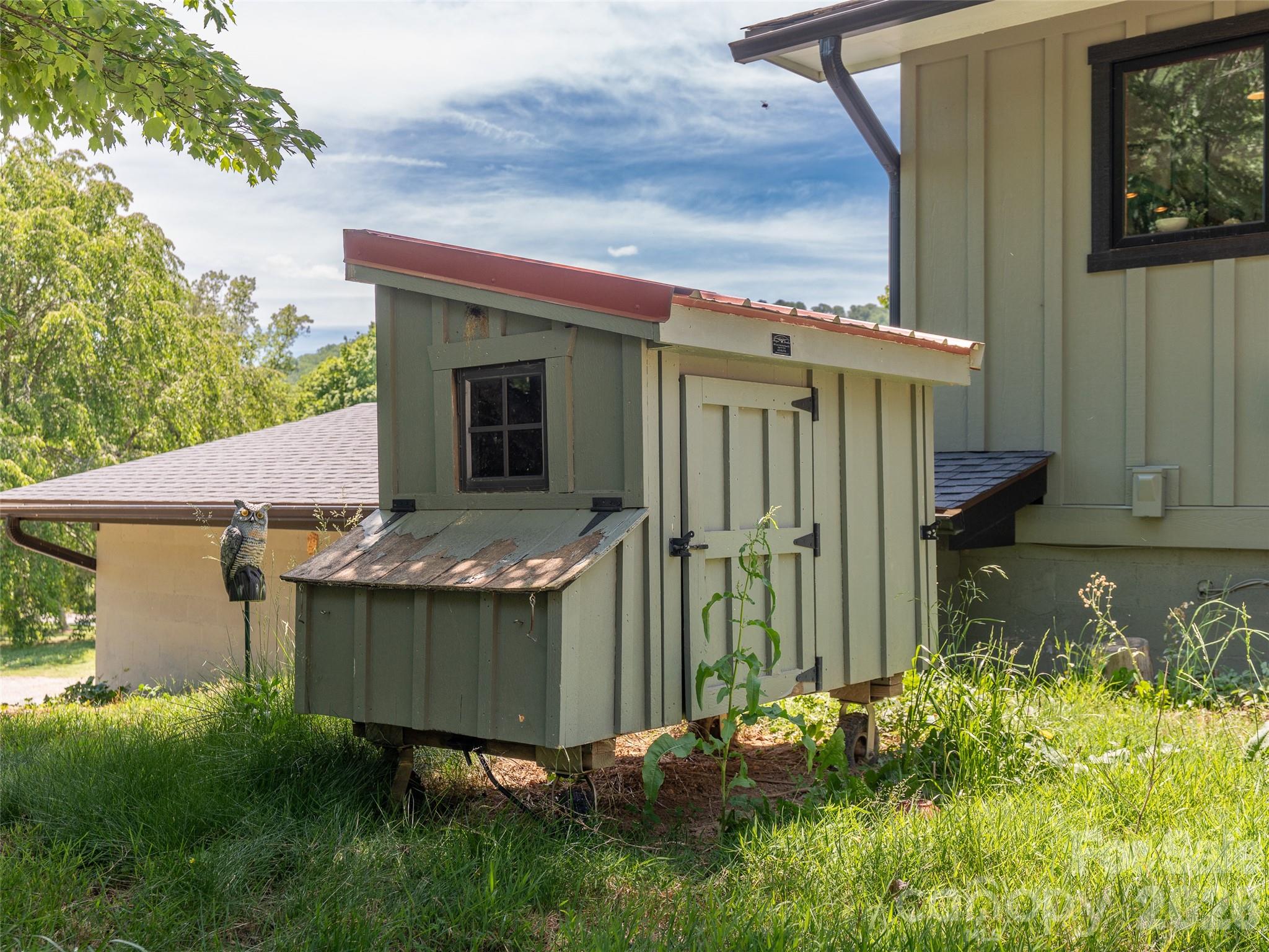 241 Pinners Cove Road — Asheville