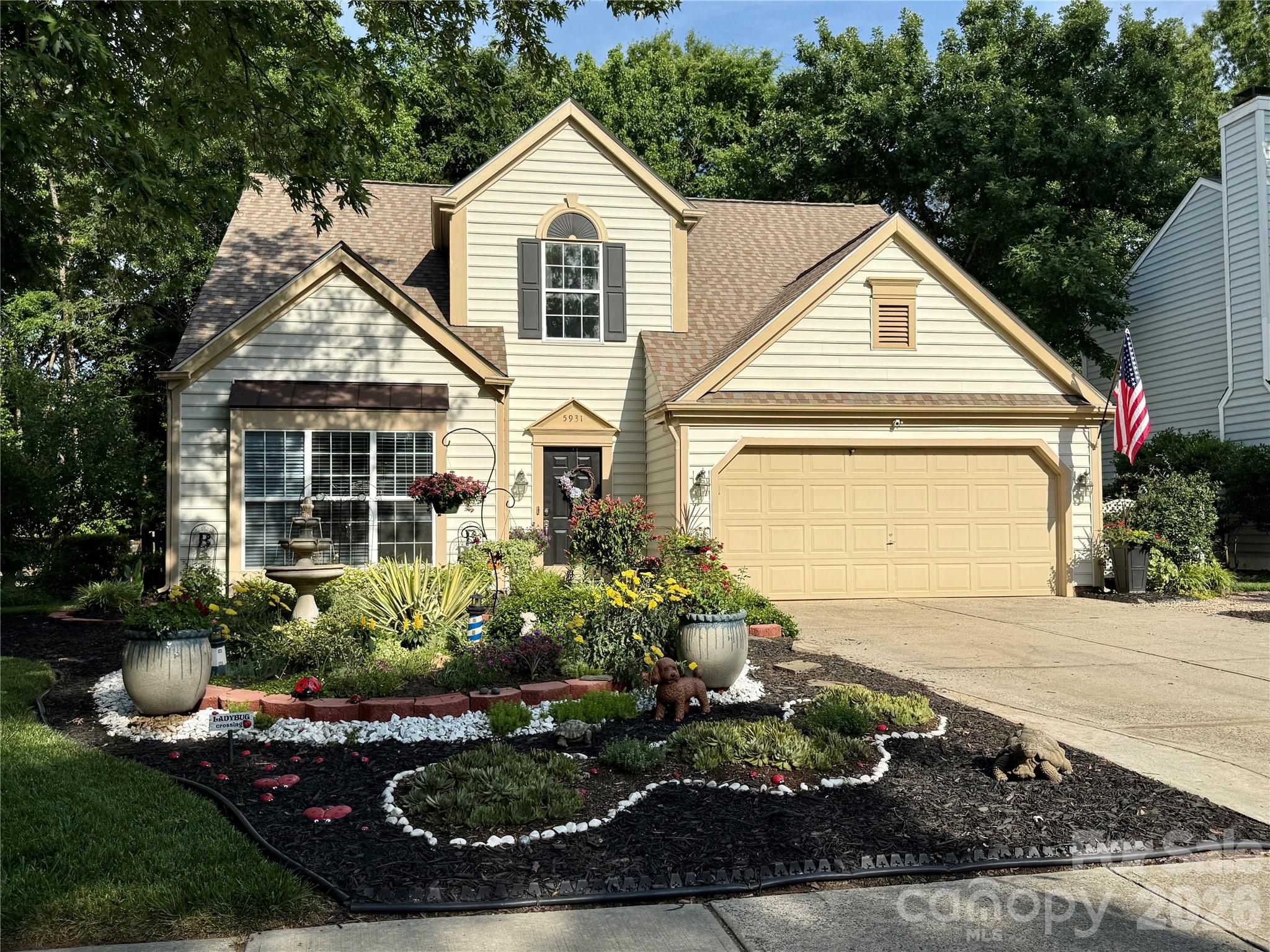 5931 Downfield Wood Drive — Charlotte