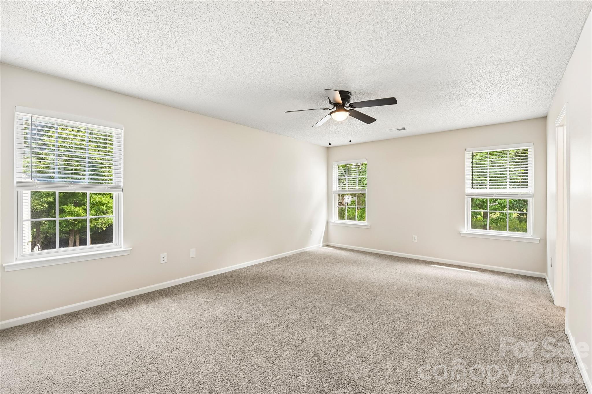 5904 Leawood Run Court — Charlotte
