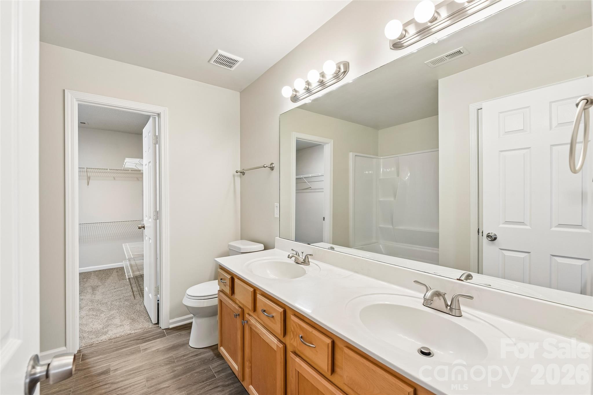 5904 Leawood Run Court — Charlotte