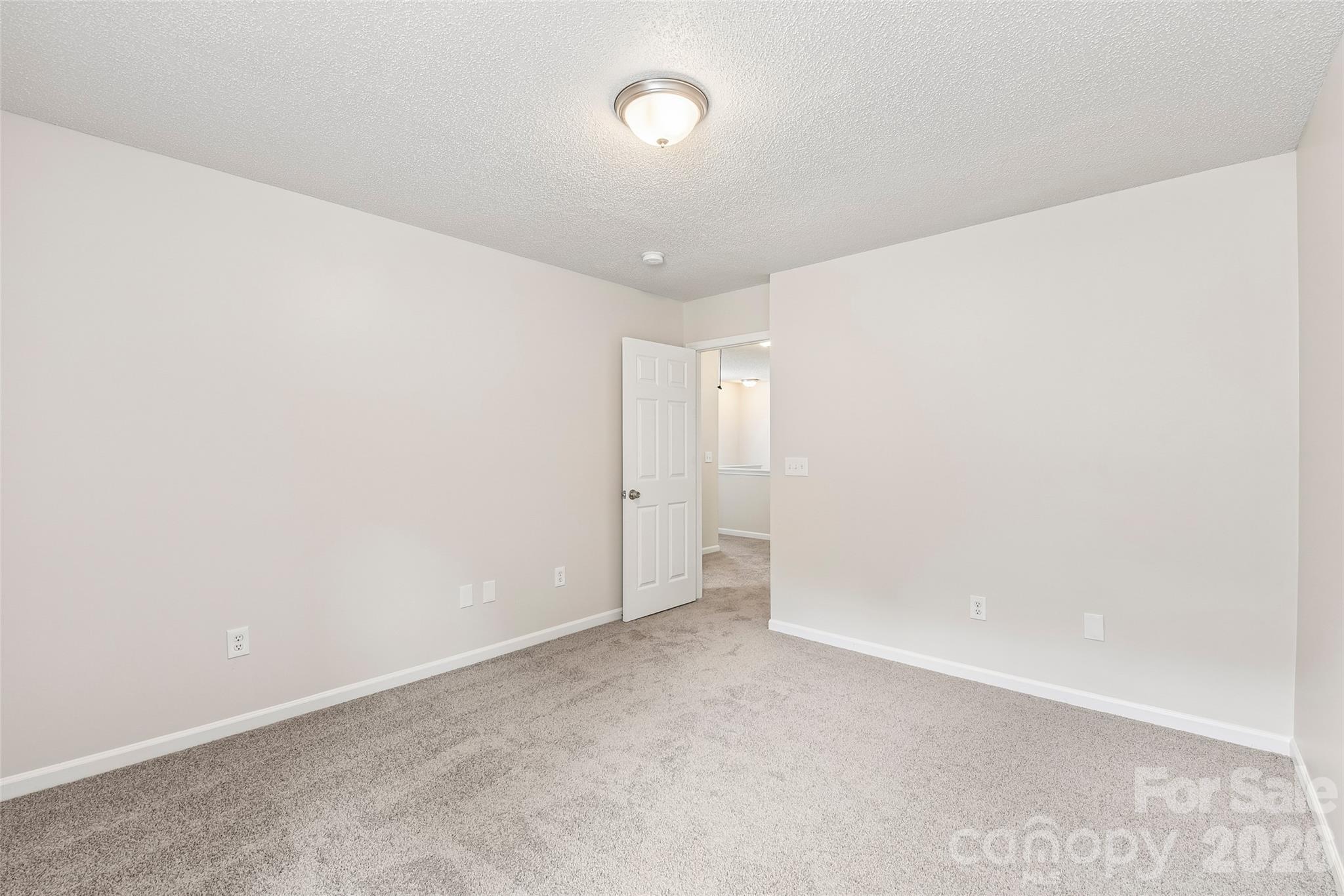 5904 Leawood Run Court — Charlotte