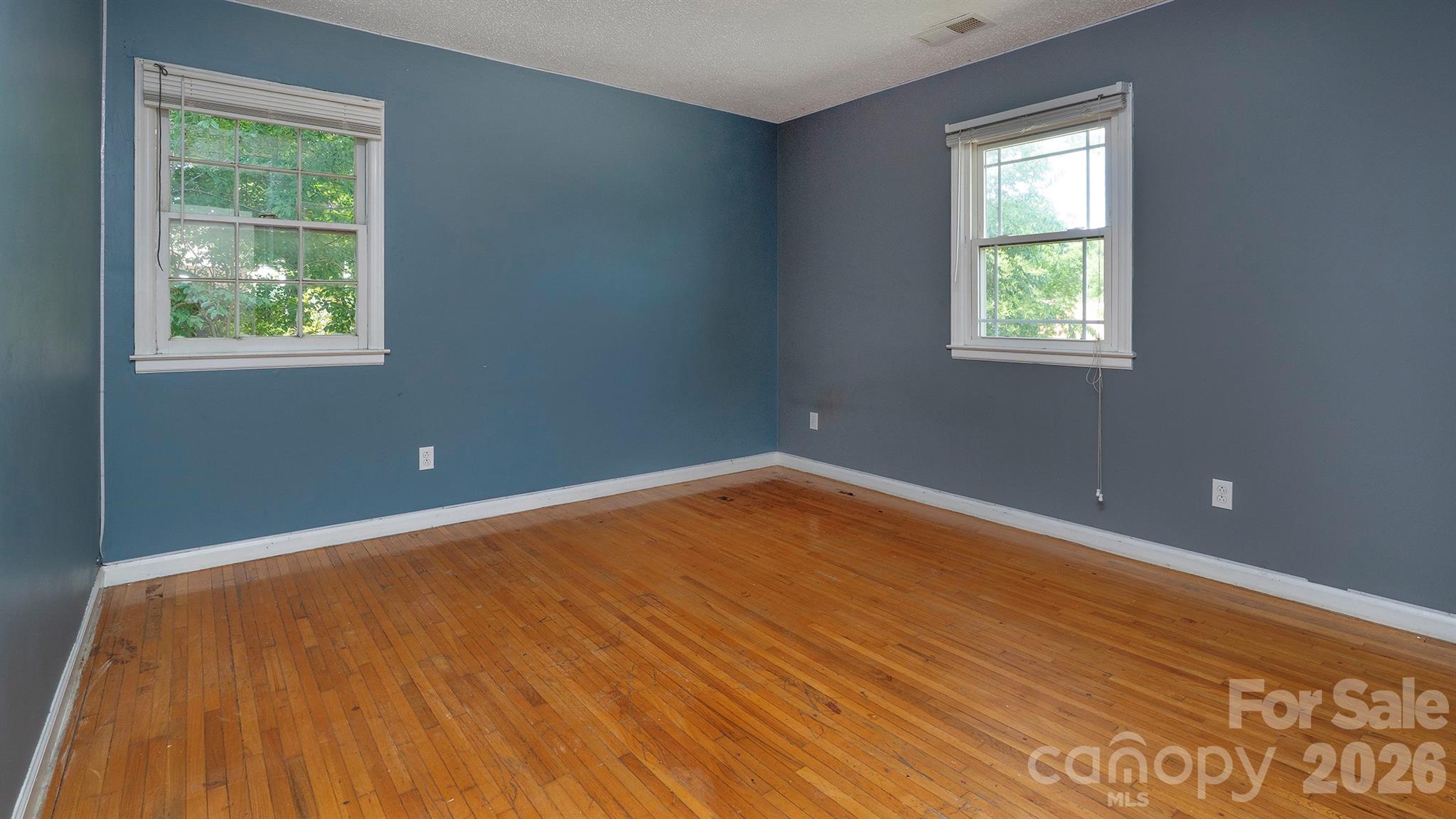 4900 Carriage Drive Circle — Charlotte