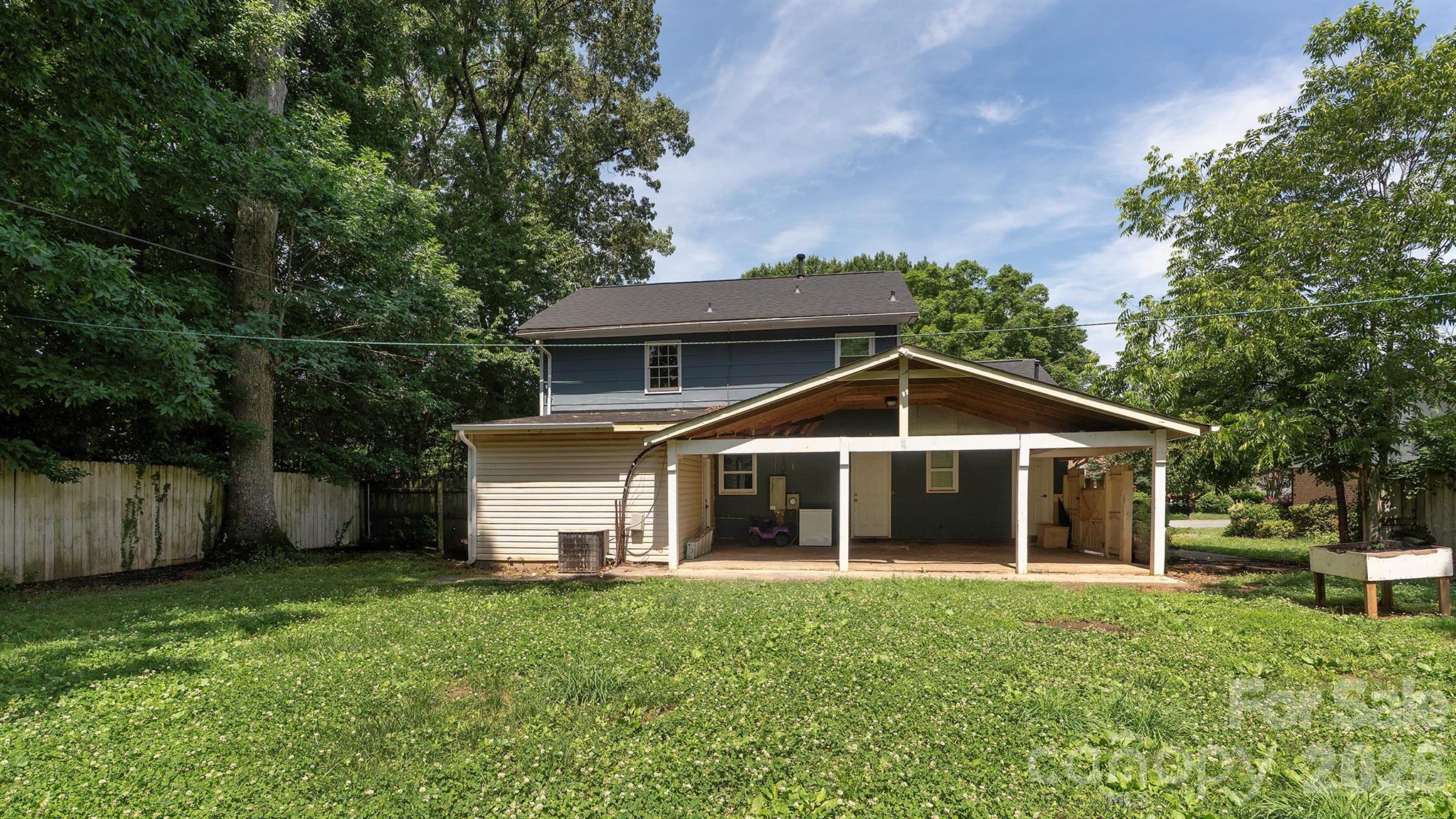 4900 Carriage Drive Circle — Charlotte