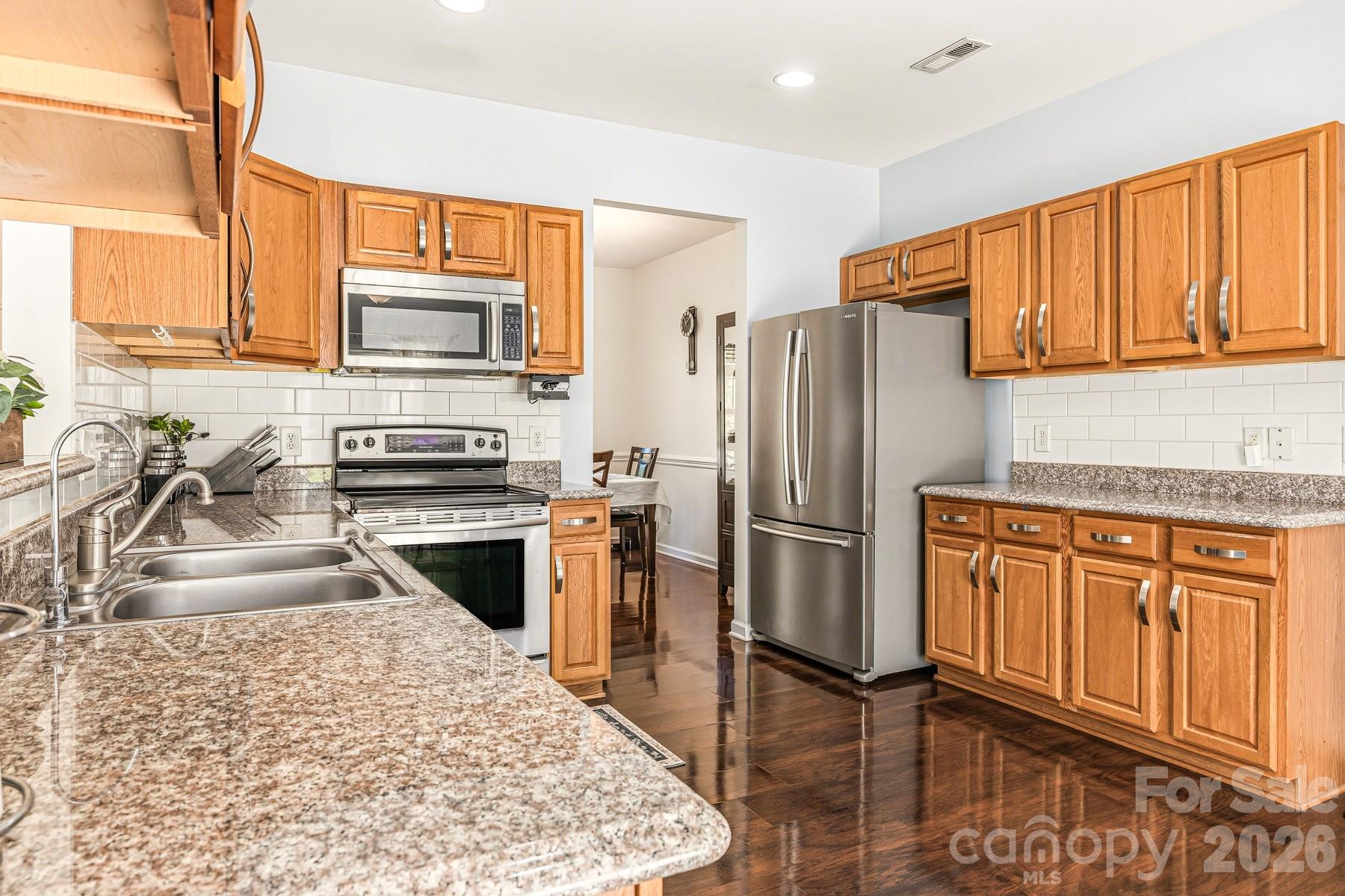 4816 Delprado Circle — Charlotte