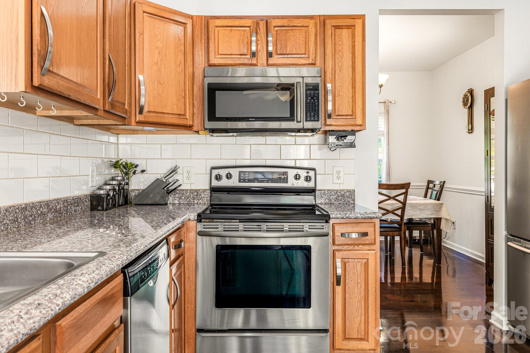 4816 Delprado Circle — Charlotte