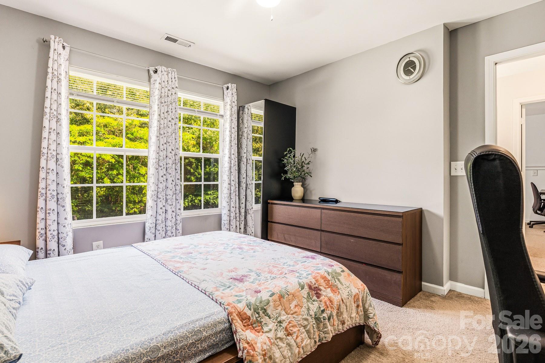 4816 Delprado Circle — Charlotte