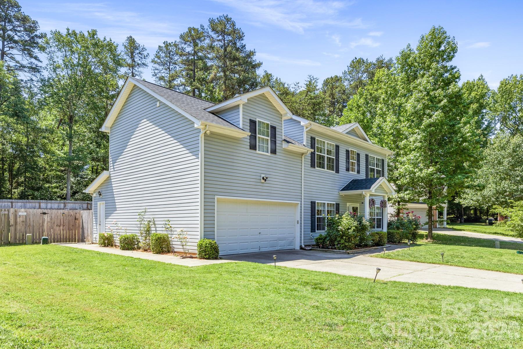 4816 Delprado Circle — Charlotte