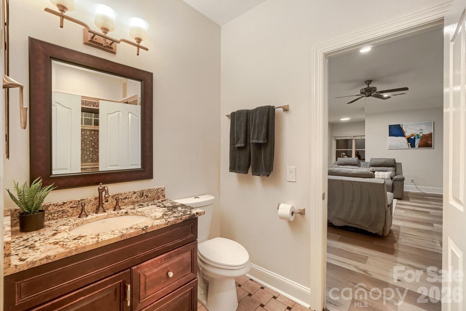 6605 Saunton Court — Charlotte