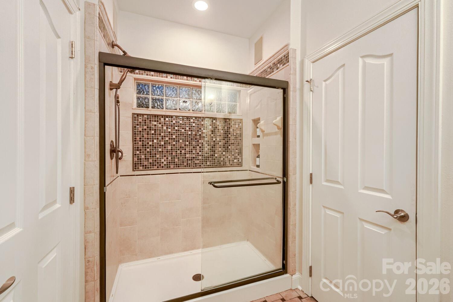 6605 Saunton Court — Charlotte