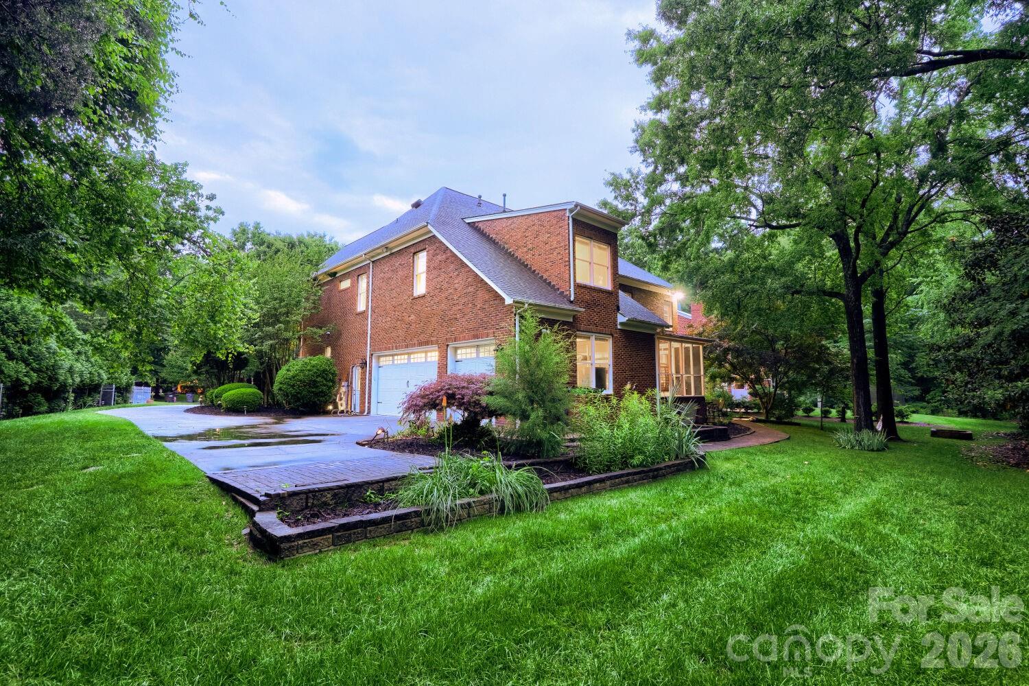 6605 Saunton Court — Charlotte