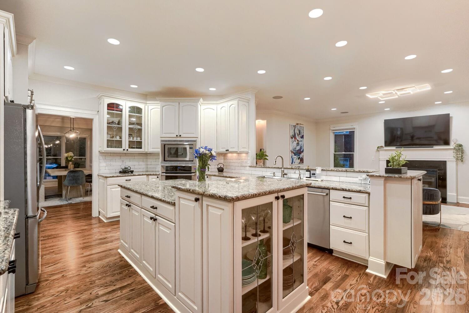 6605 Saunton Court — Charlotte