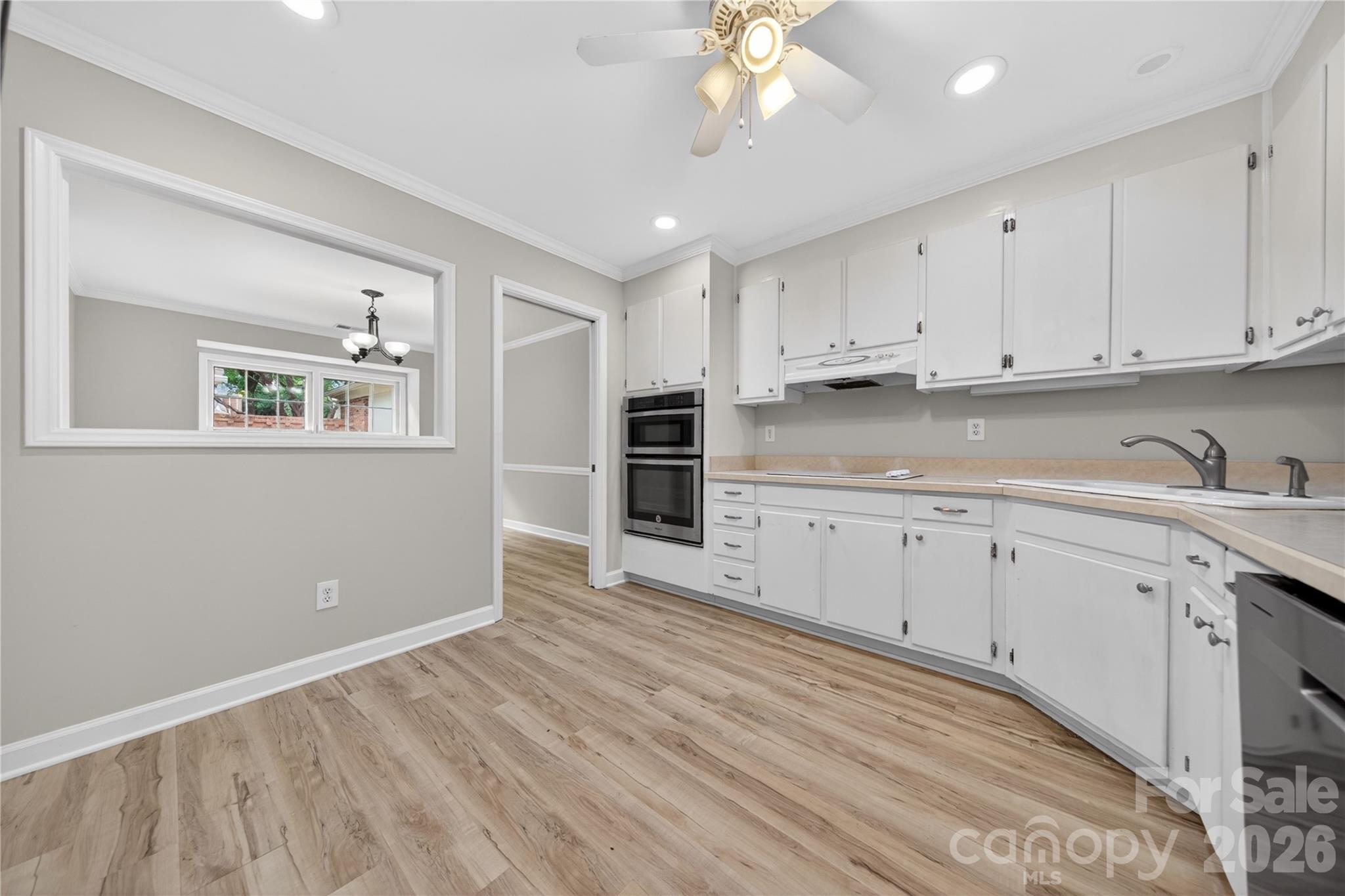 2405 Quail Lake Drive — Charlotte