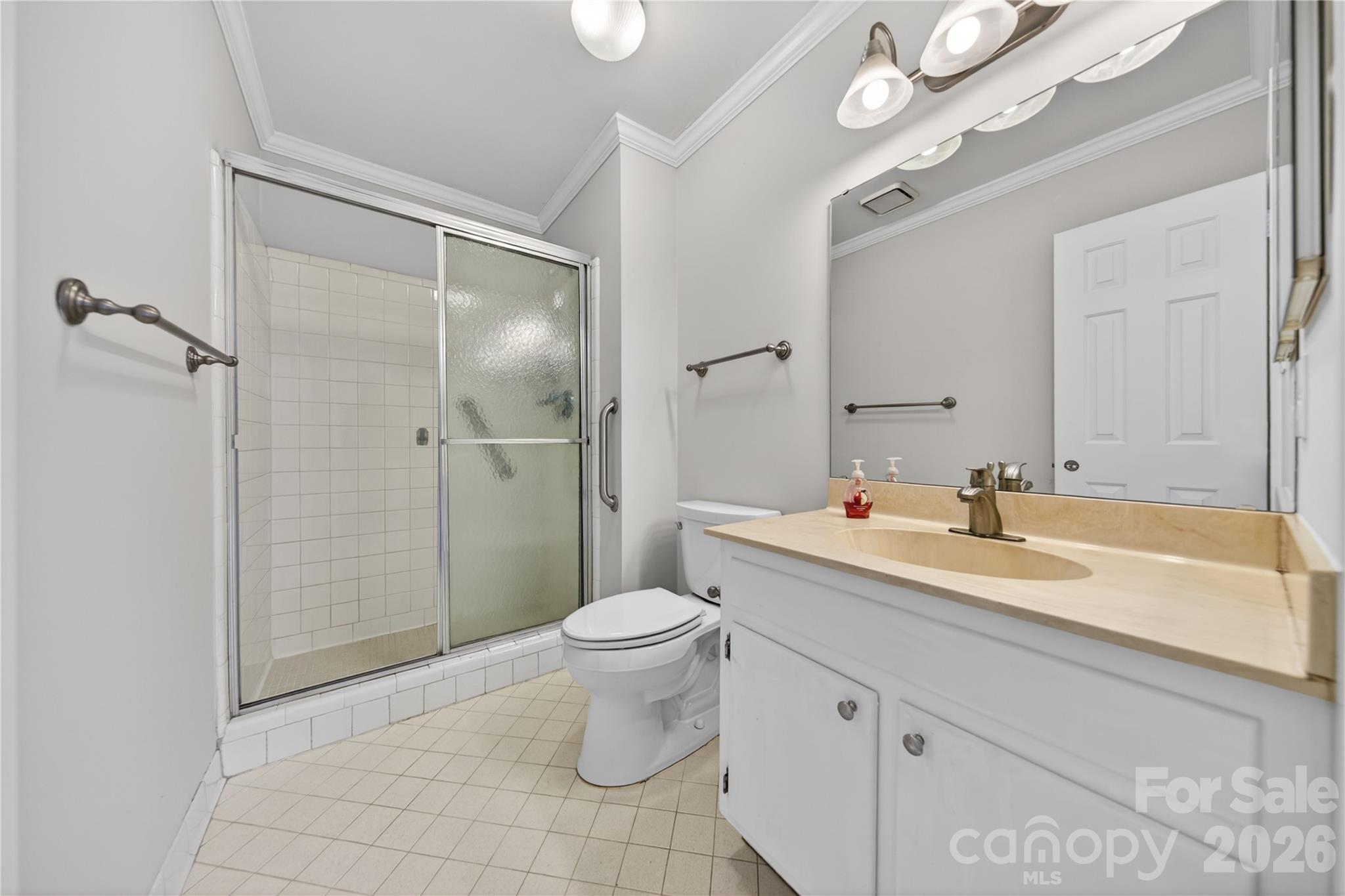 2405 Quail Lake Drive — Charlotte