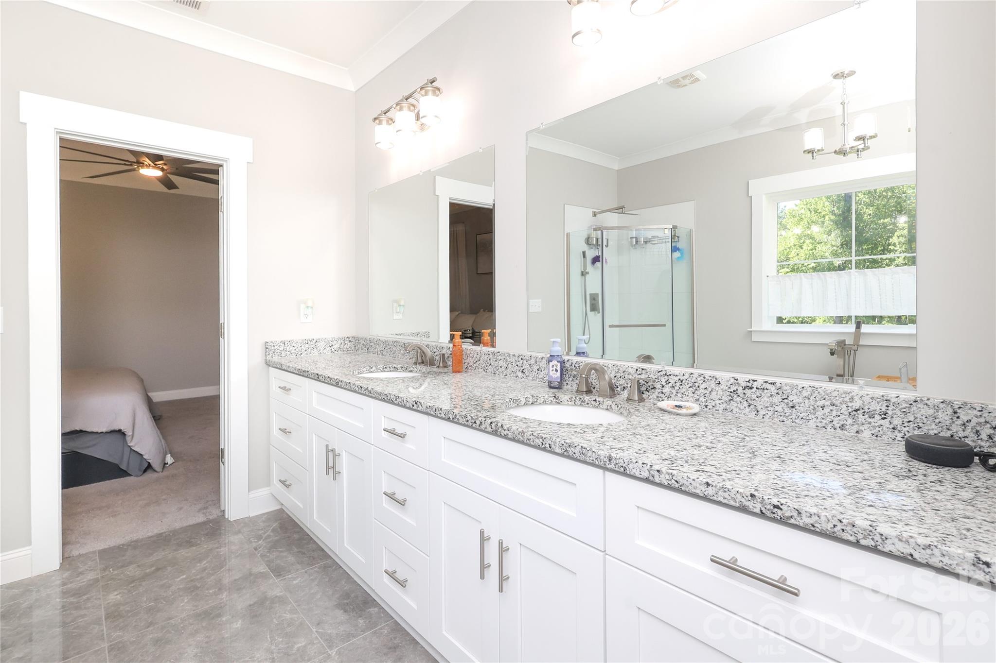 10105 Greenwood Court — Charlotte