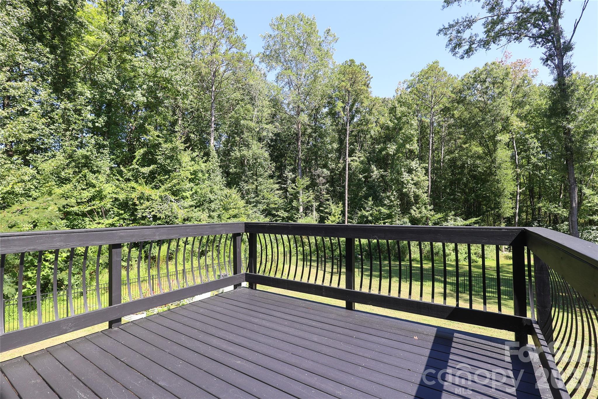 10105 Greenwood Court — Charlotte