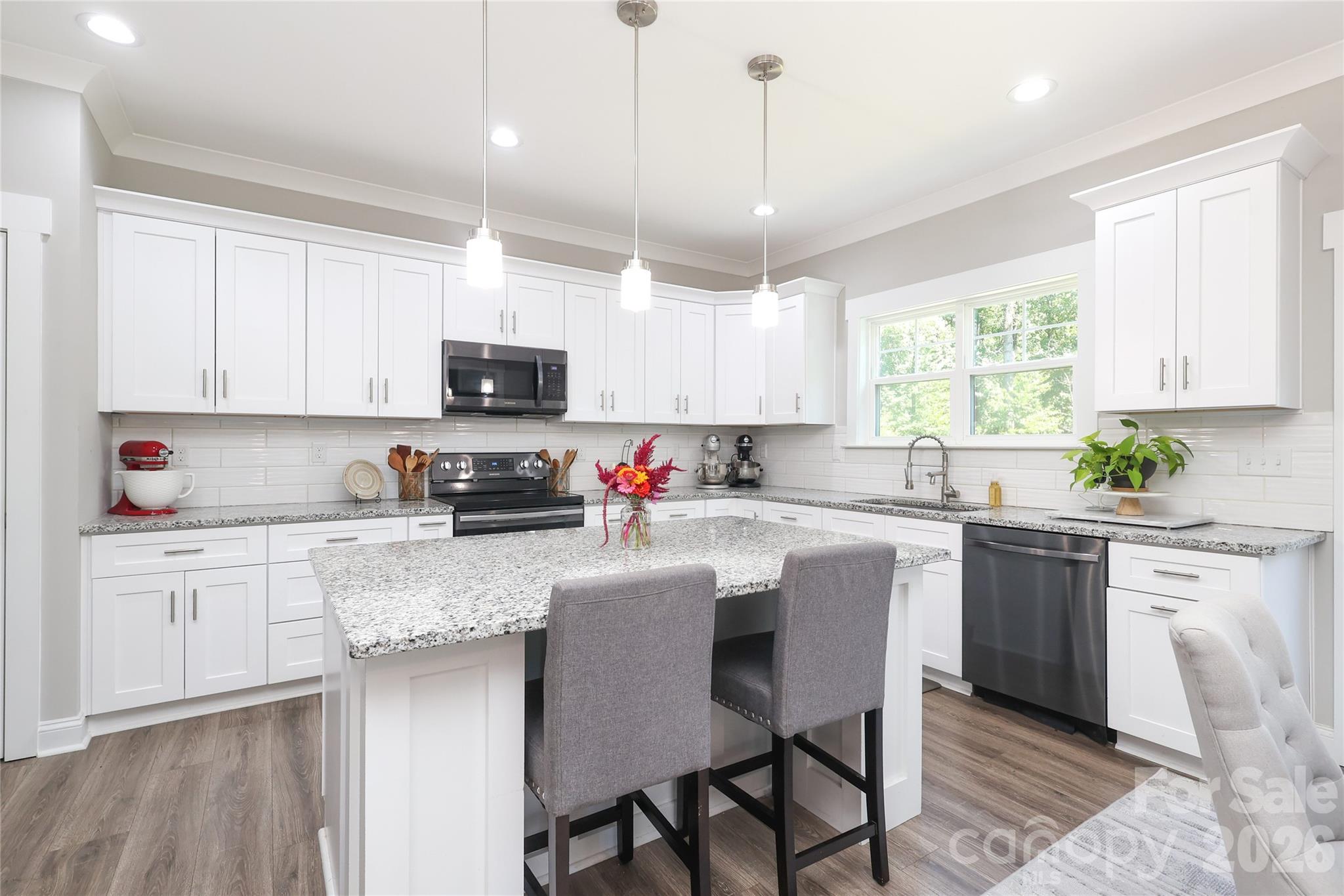 10105 Greenwood Court — Charlotte