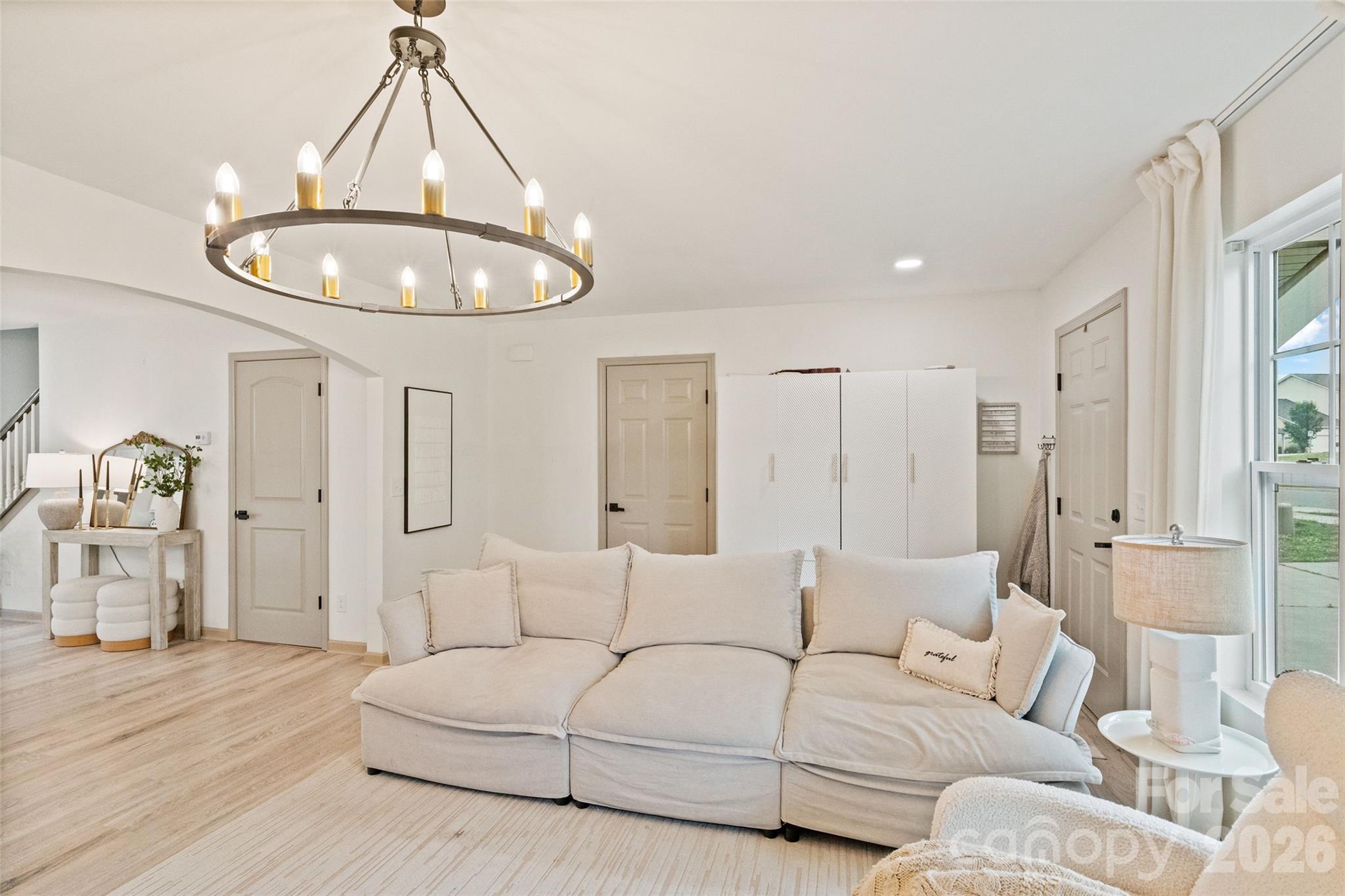 8726 Conrad Street — Locust
