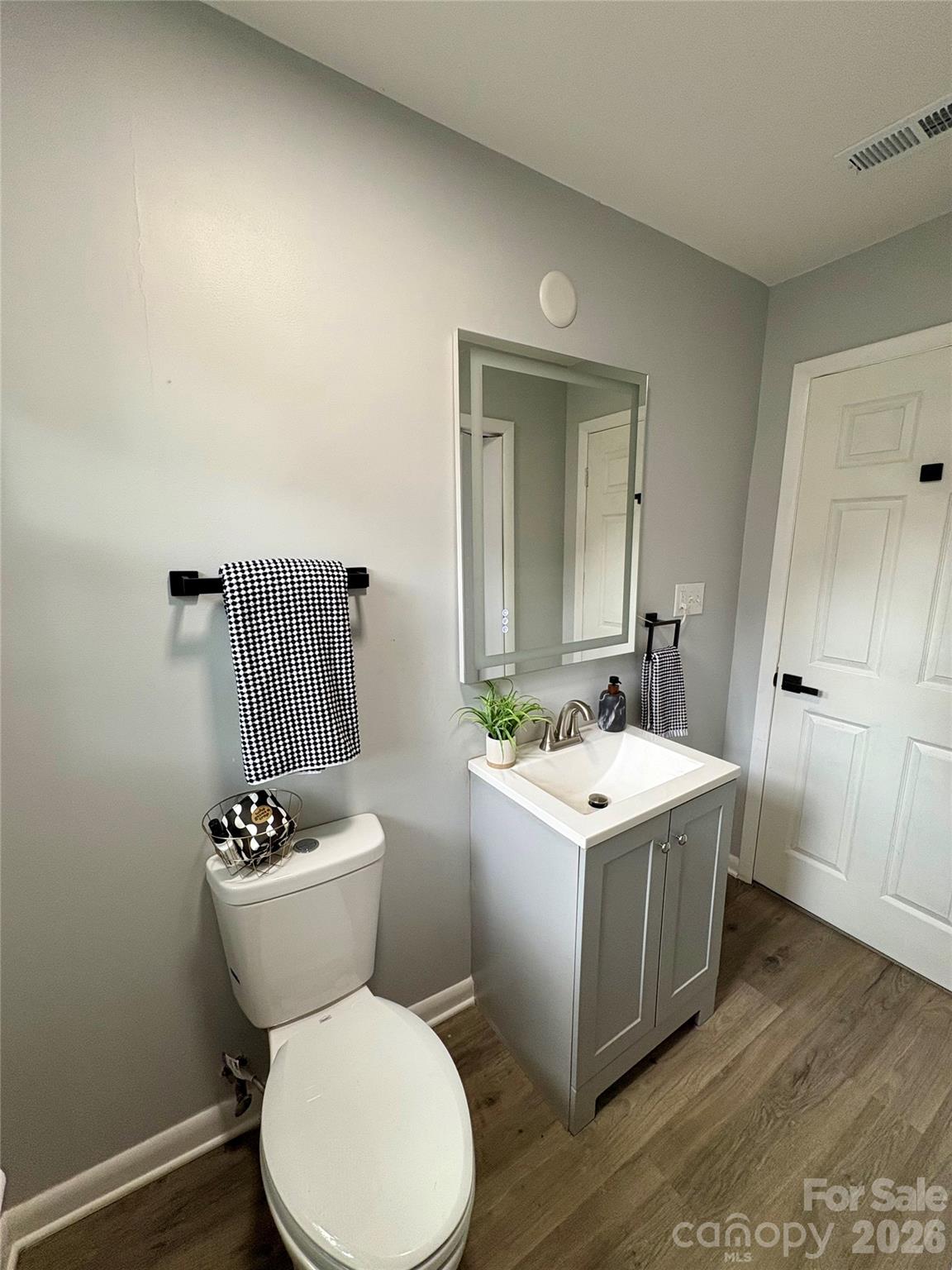 435 E Club Drive — Gastonia