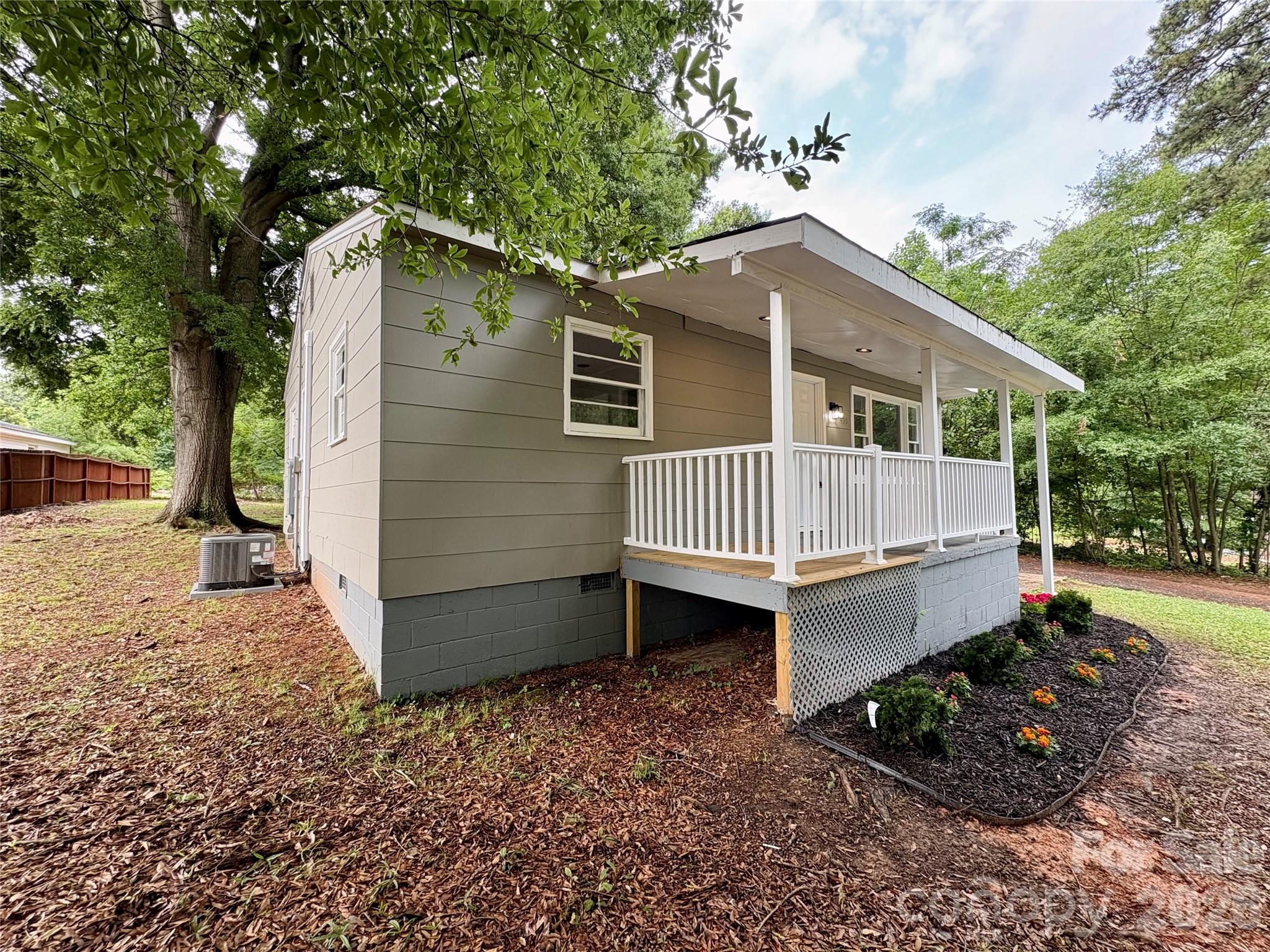 435 E Club Drive — Gastonia