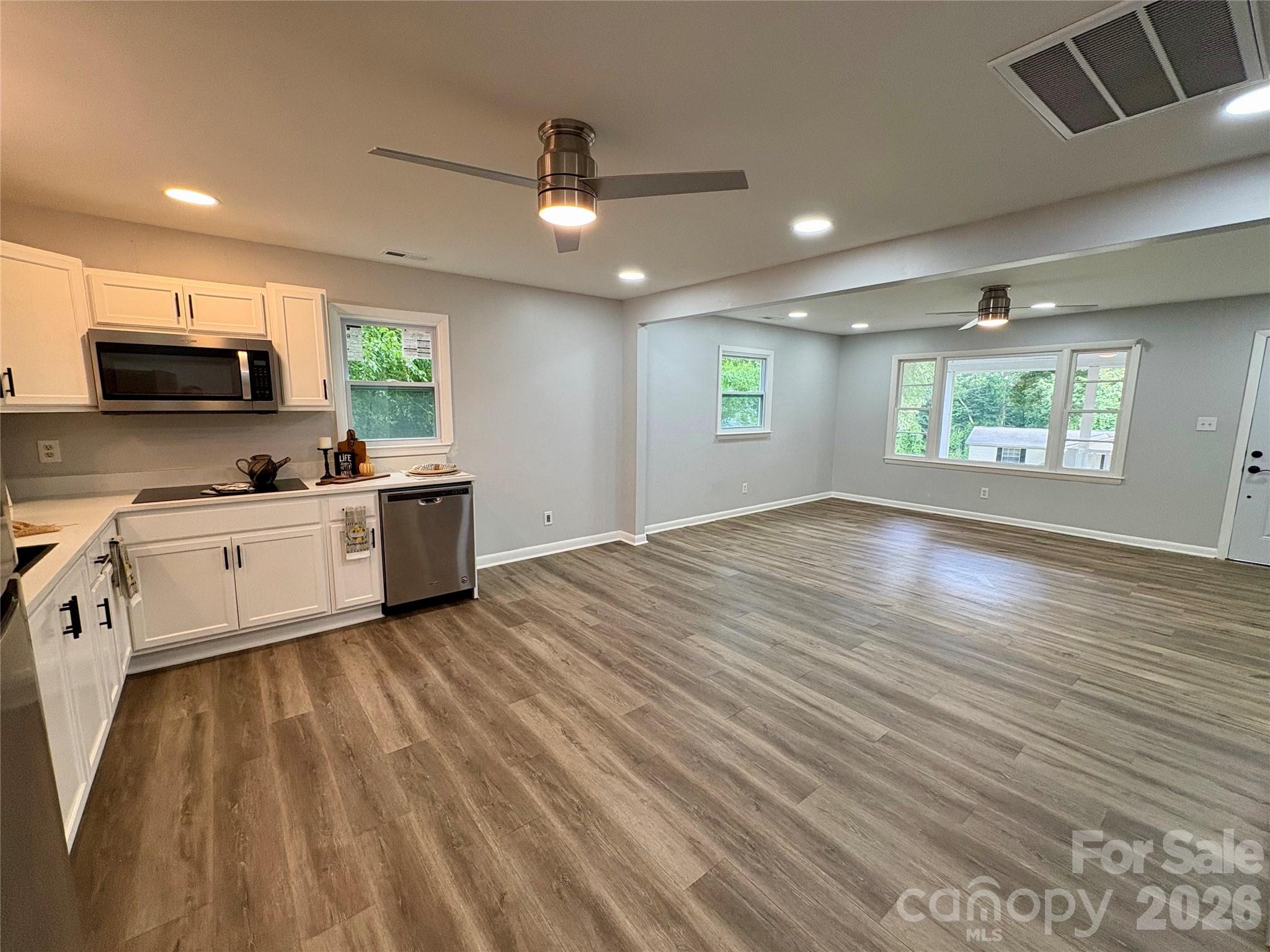 435 E Club Drive — Gastonia