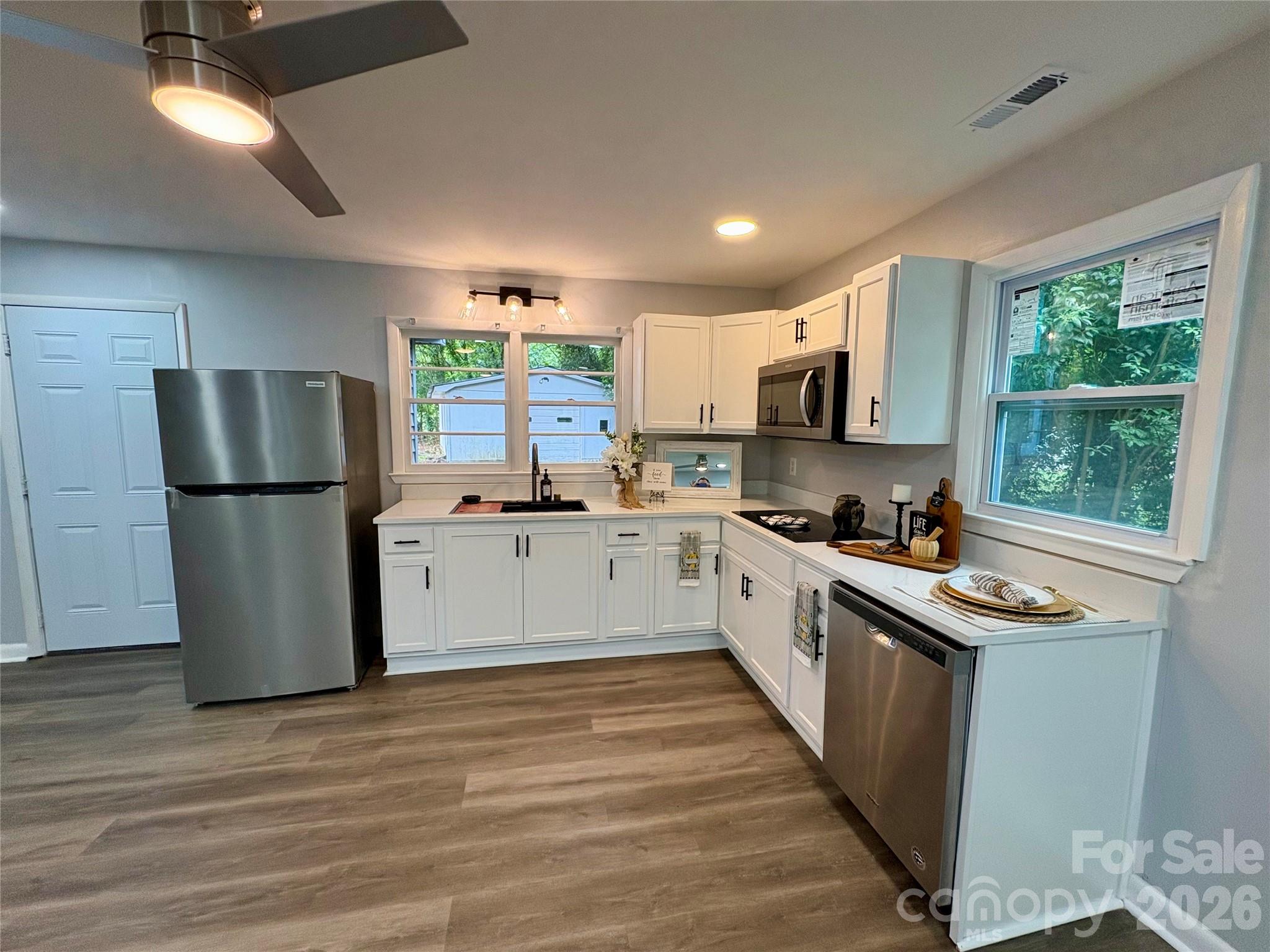 435 E Club Drive — Gastonia
