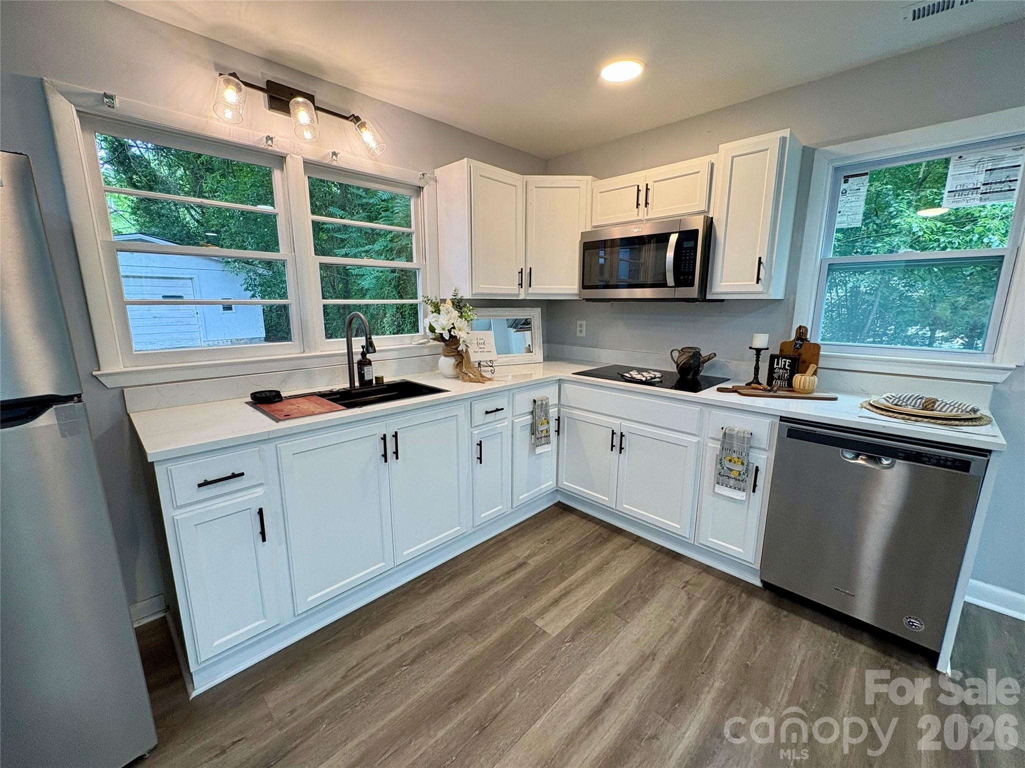 435 E Club Drive — Gastonia