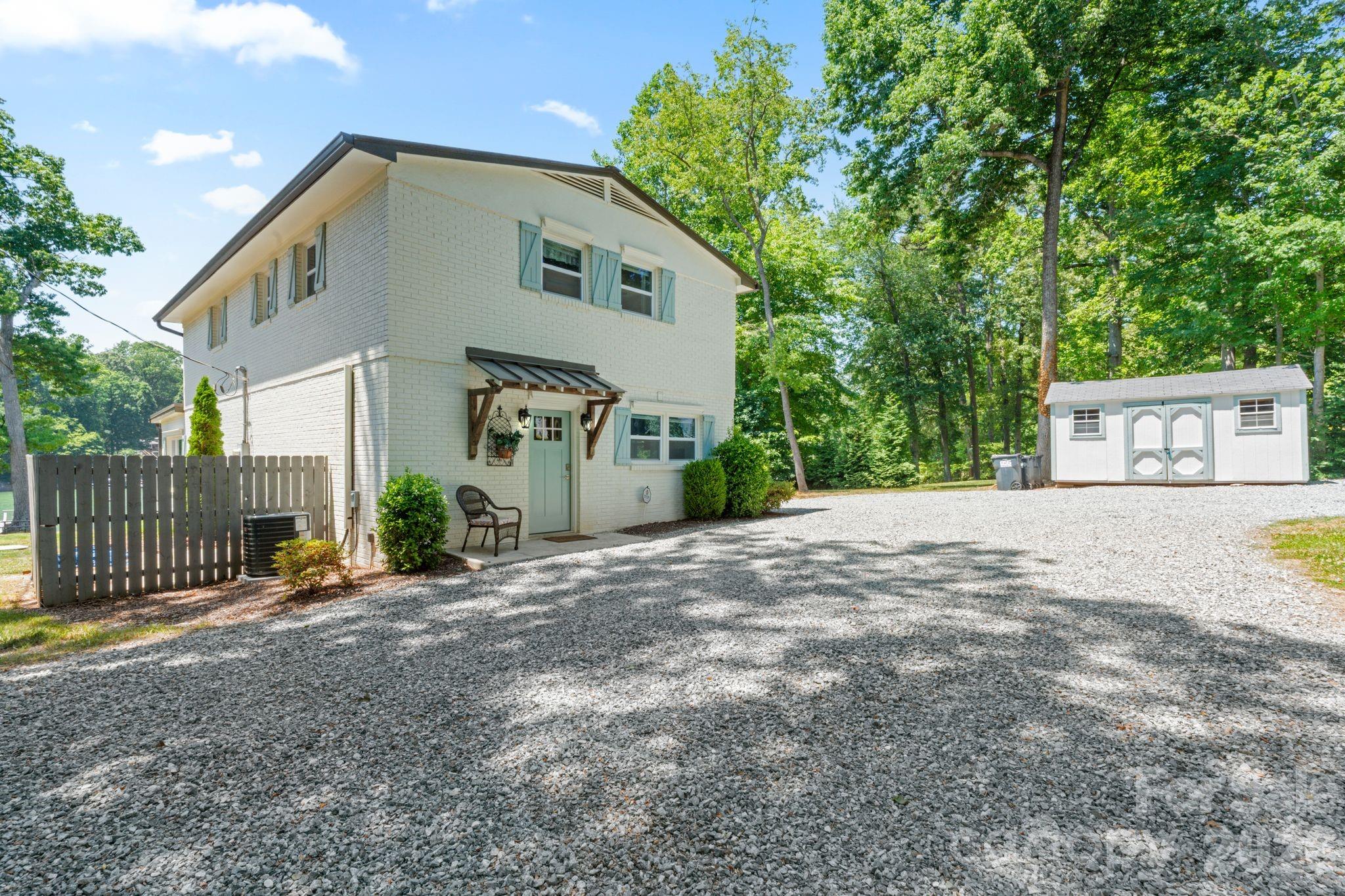 383 Sundown Road — Mooresville
