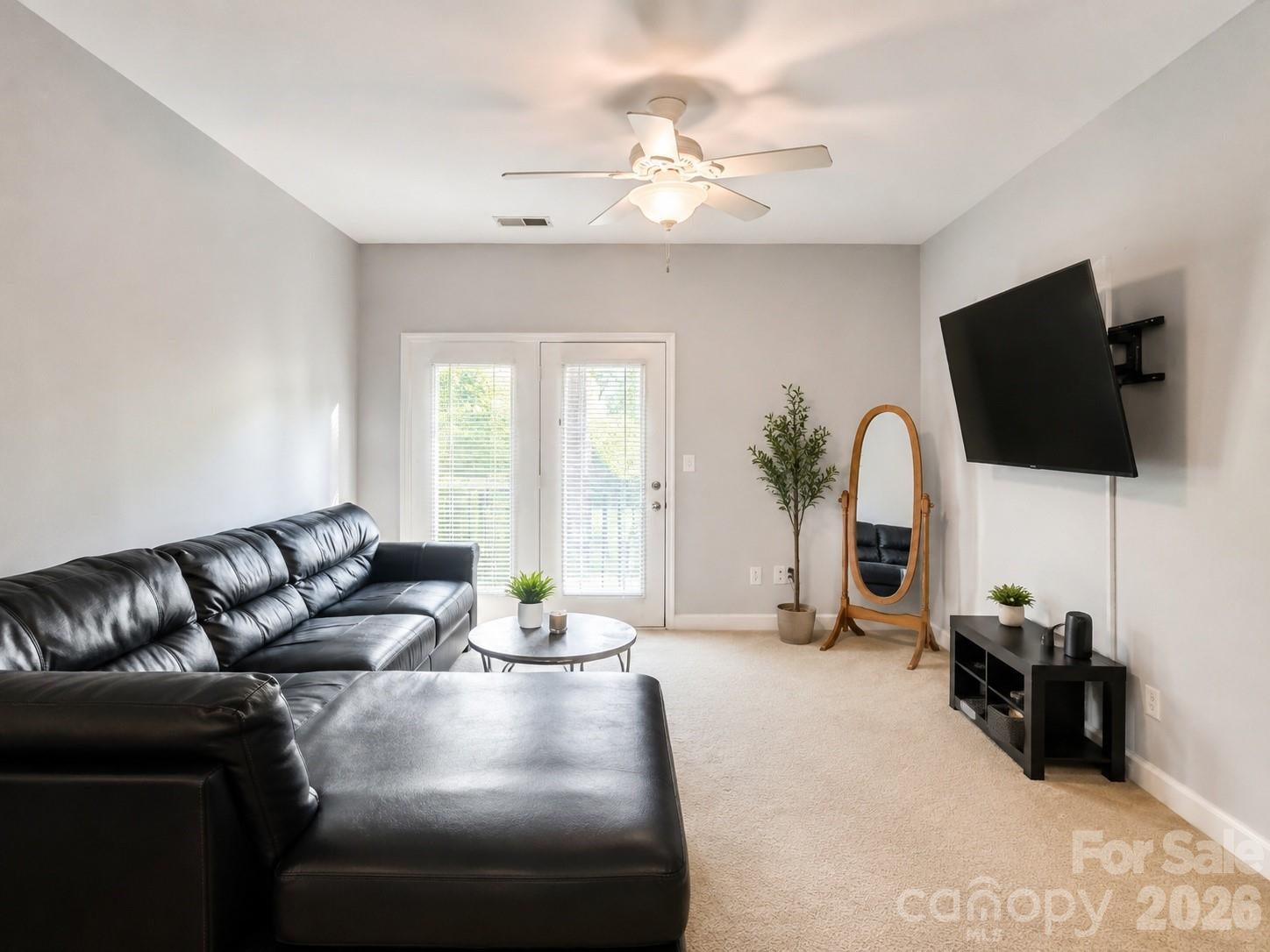 9813 Hyde Glen Court — Charlotte
