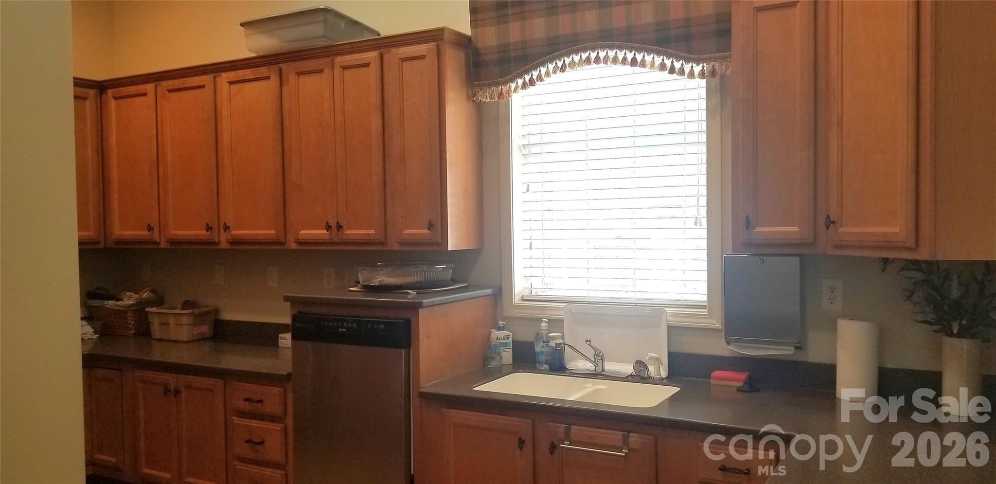13344 Old Compton Court — Pineville