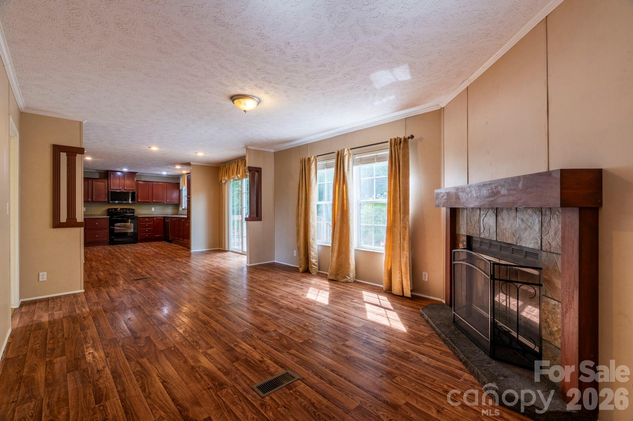 351 Mag Sluder Road — Alexander