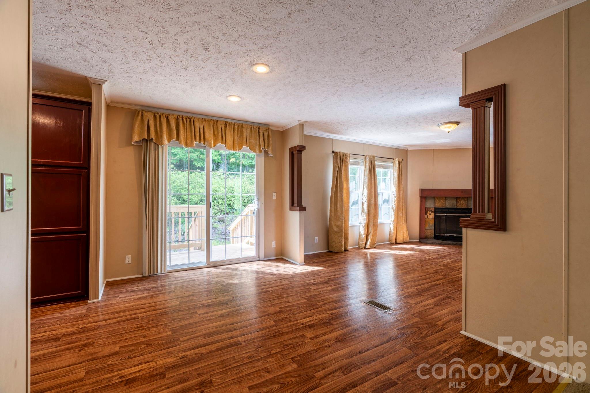 351 Mag Sluder Road — Alexander
