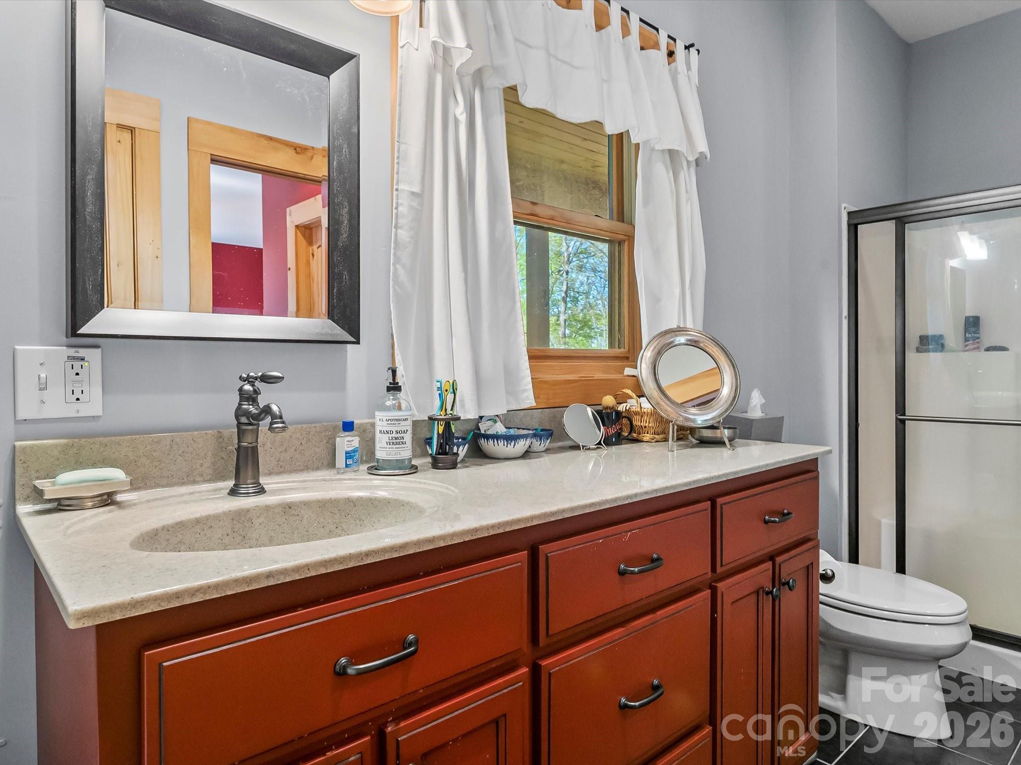 917 Otter Mountain Road — Topton
