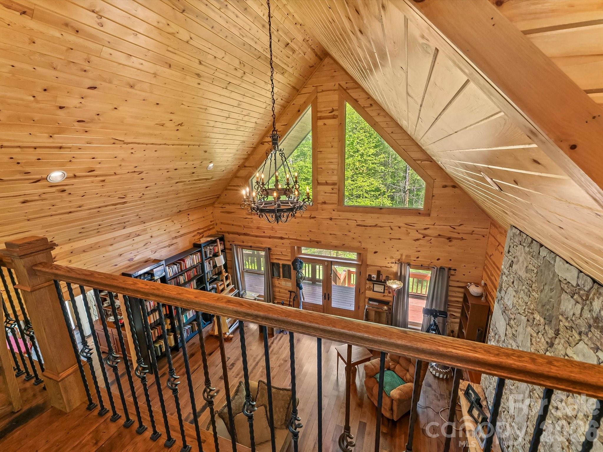 917 Otter Mountain Road — Topton