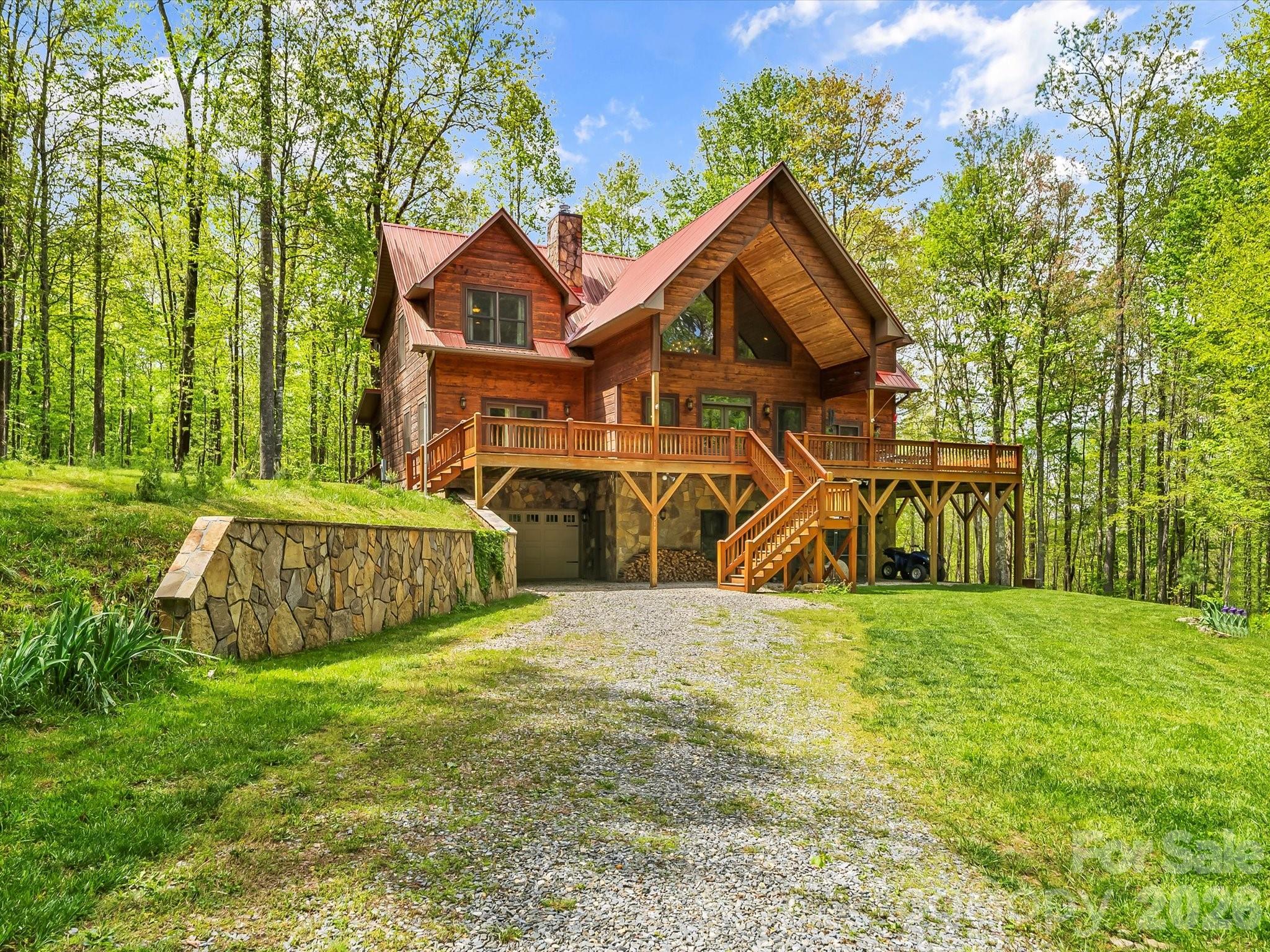 917 Otter Mountain Road — Topton