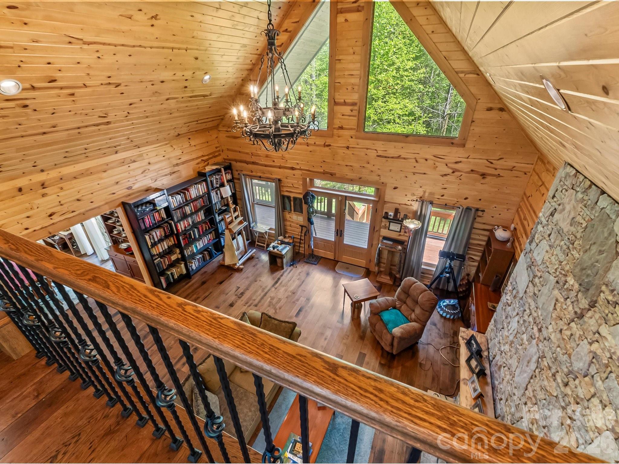 917 Otter Mountain Road — Topton